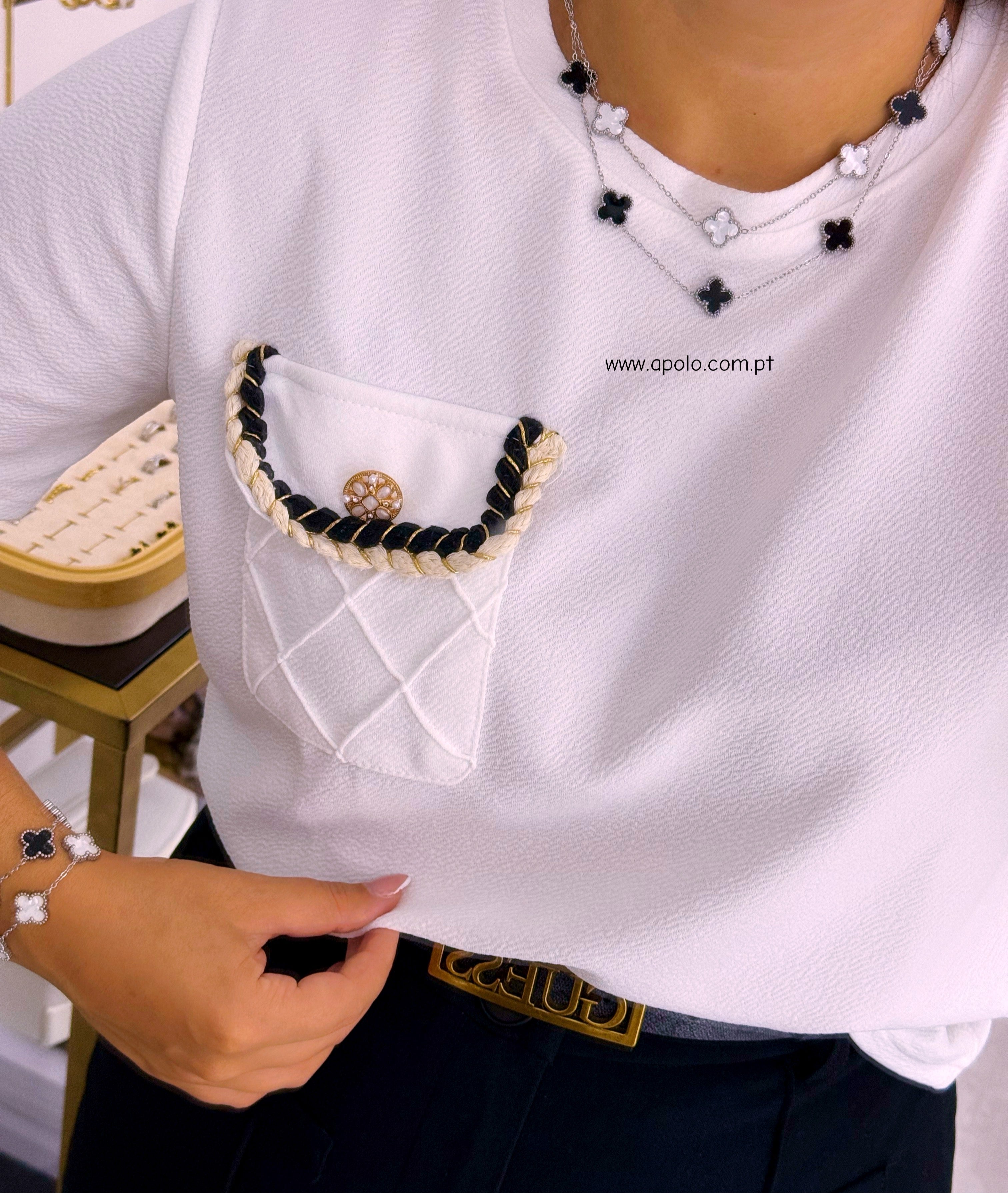 Colar 5 trevos base prateada | 2 Cores