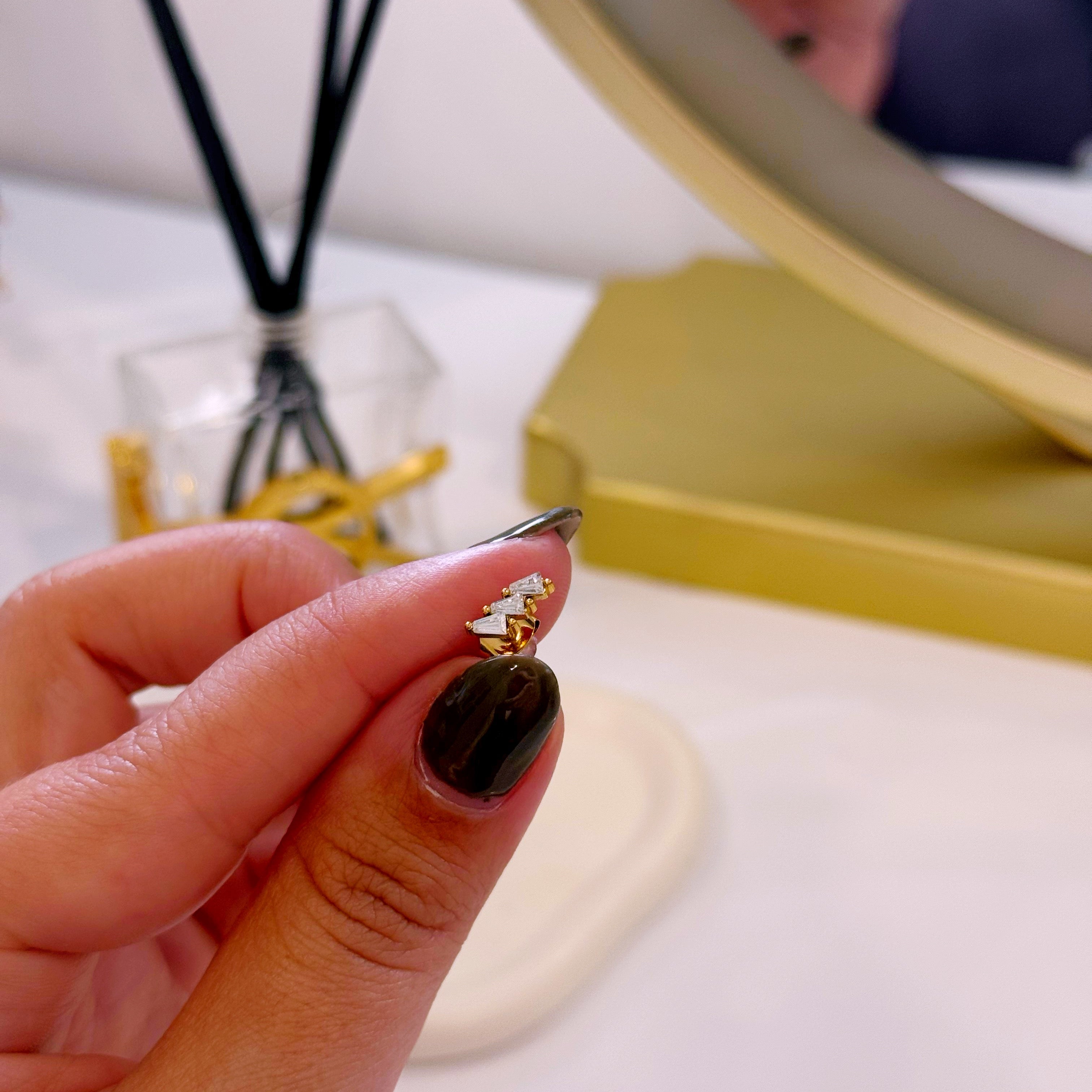 Mini brincos 3 brilhantes | Dourado