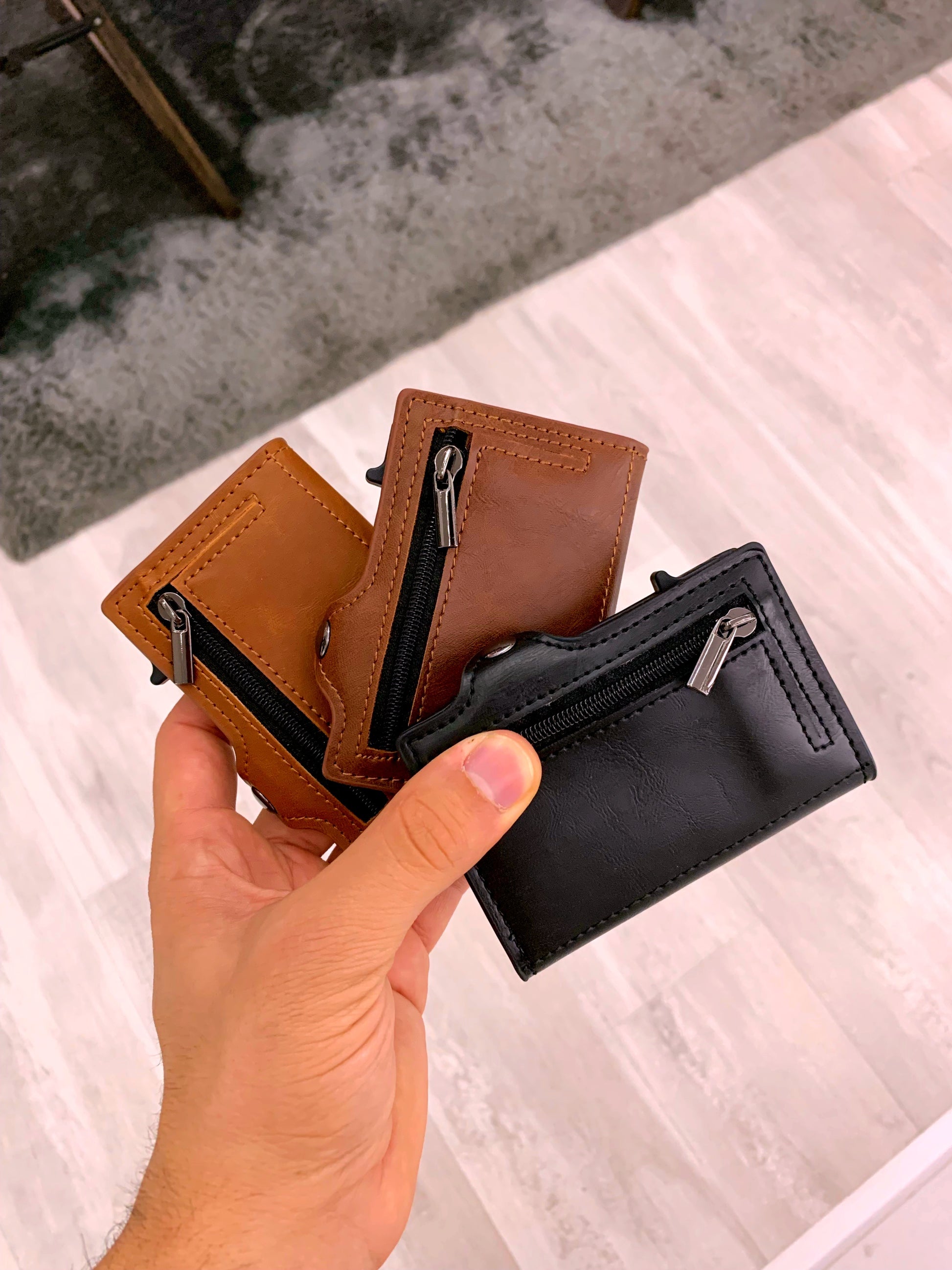 Porta cartões com fecho de mola e mini bolsa | 3 cores