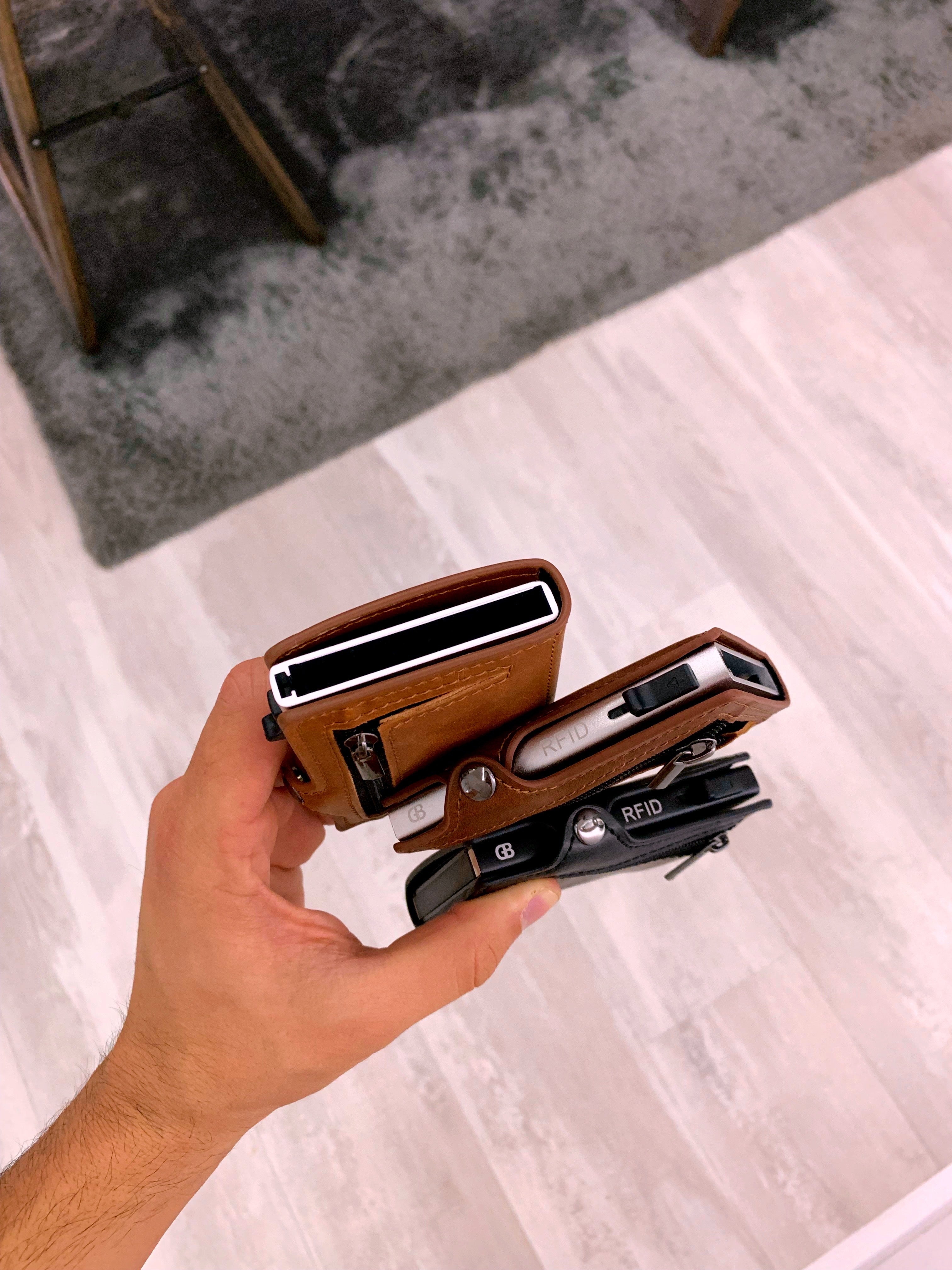 Porta cartões com fecho de mola e mini bolsa | 3 cores