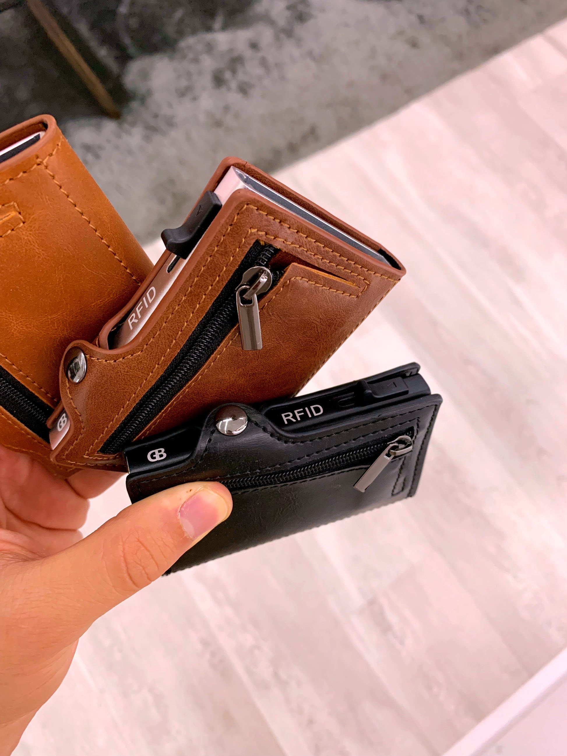 Porta cartões com fecho de mola e mini bolsa | 3 cores