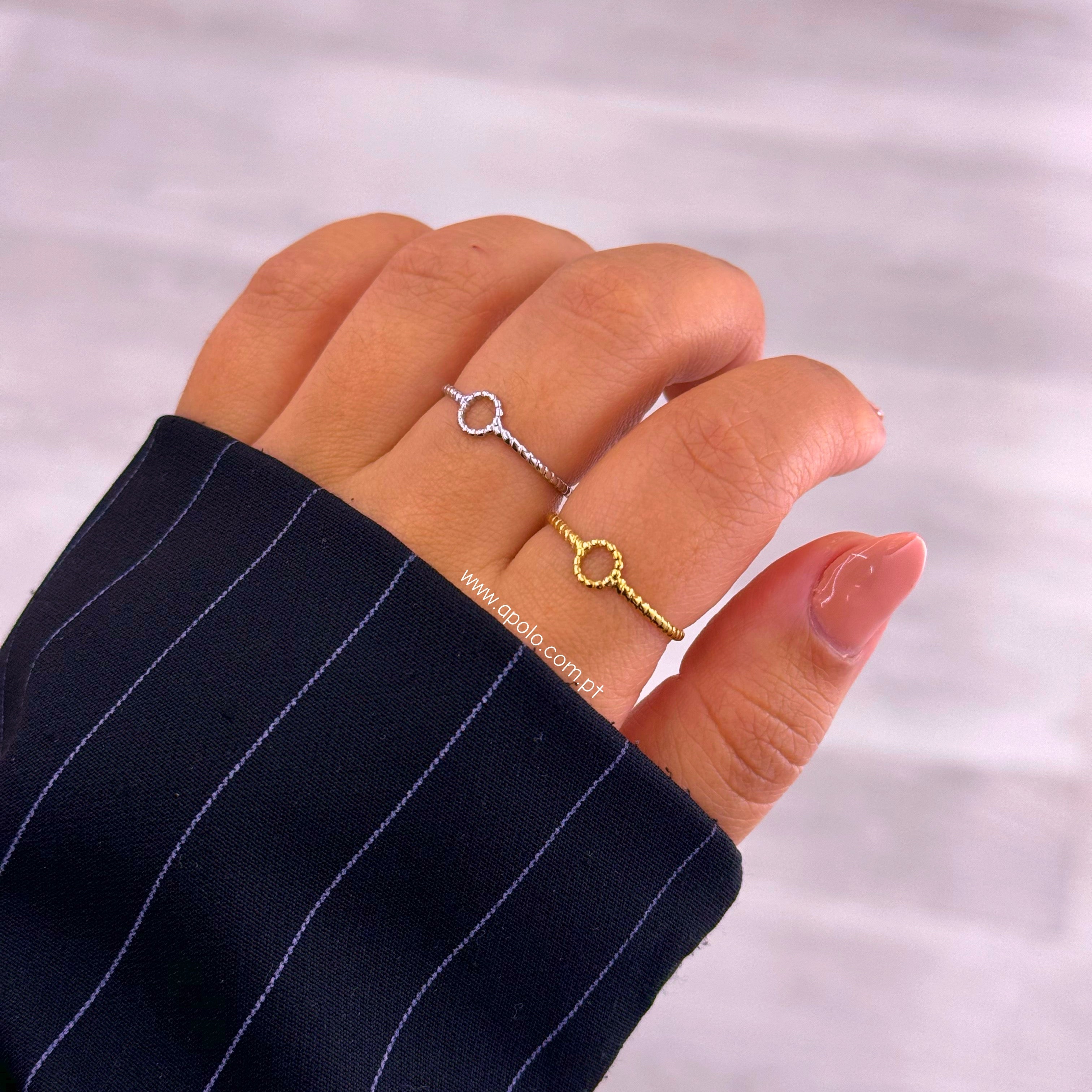 Anel ajustável com círculo aberto | 2 Cores