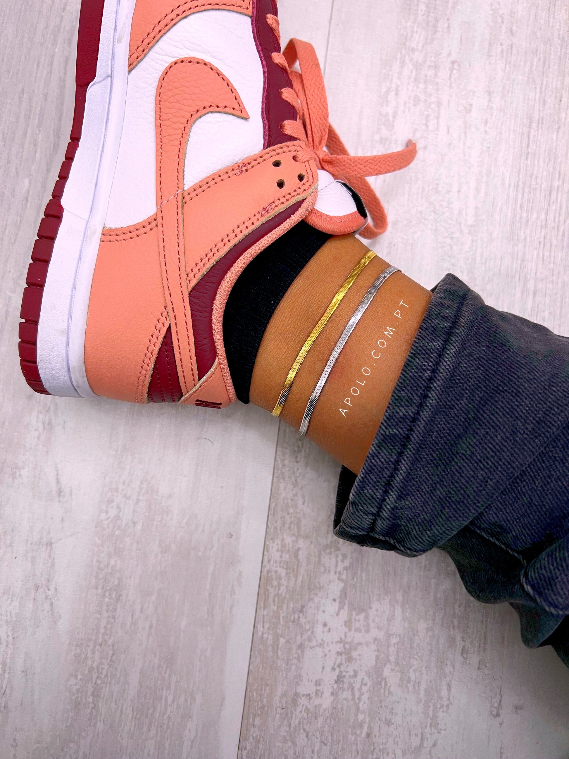 Pulseira de pé malha achatada fina | 2 cores