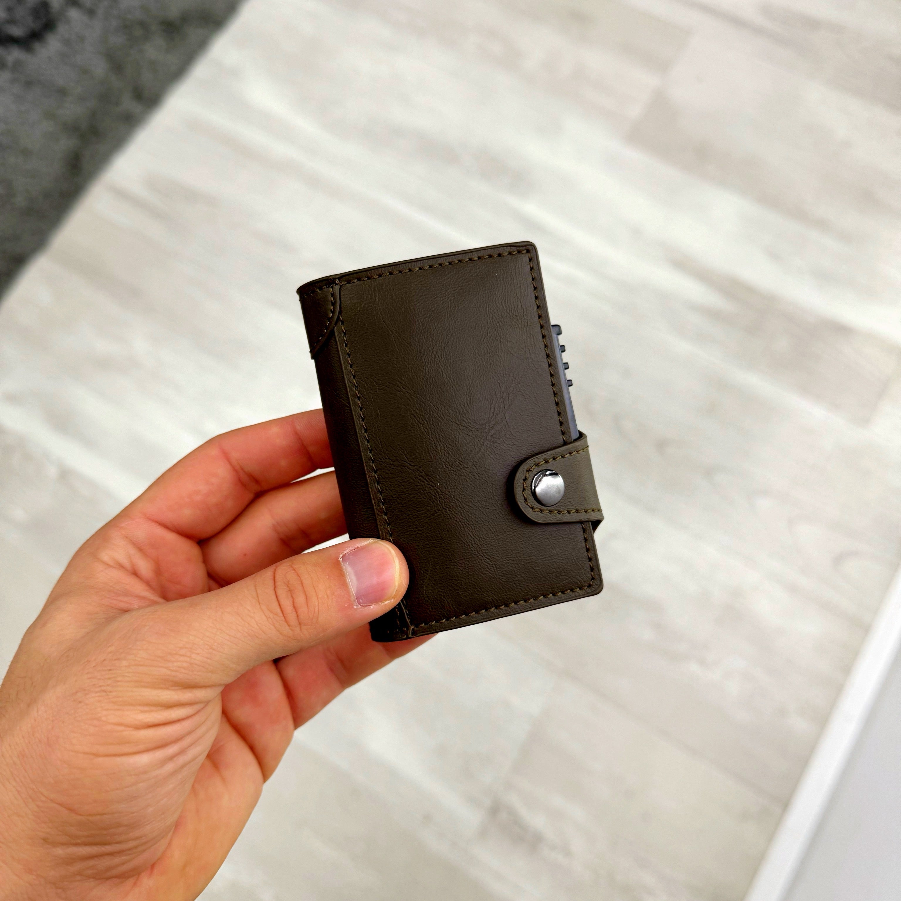 Porta cartões simples | Castanho Esverdeado