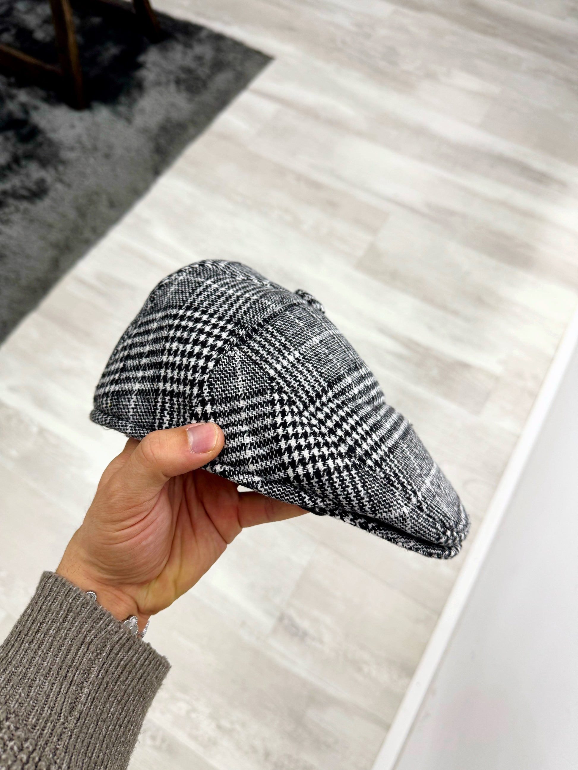 Boina cardada com dupla pala | 4 Cores