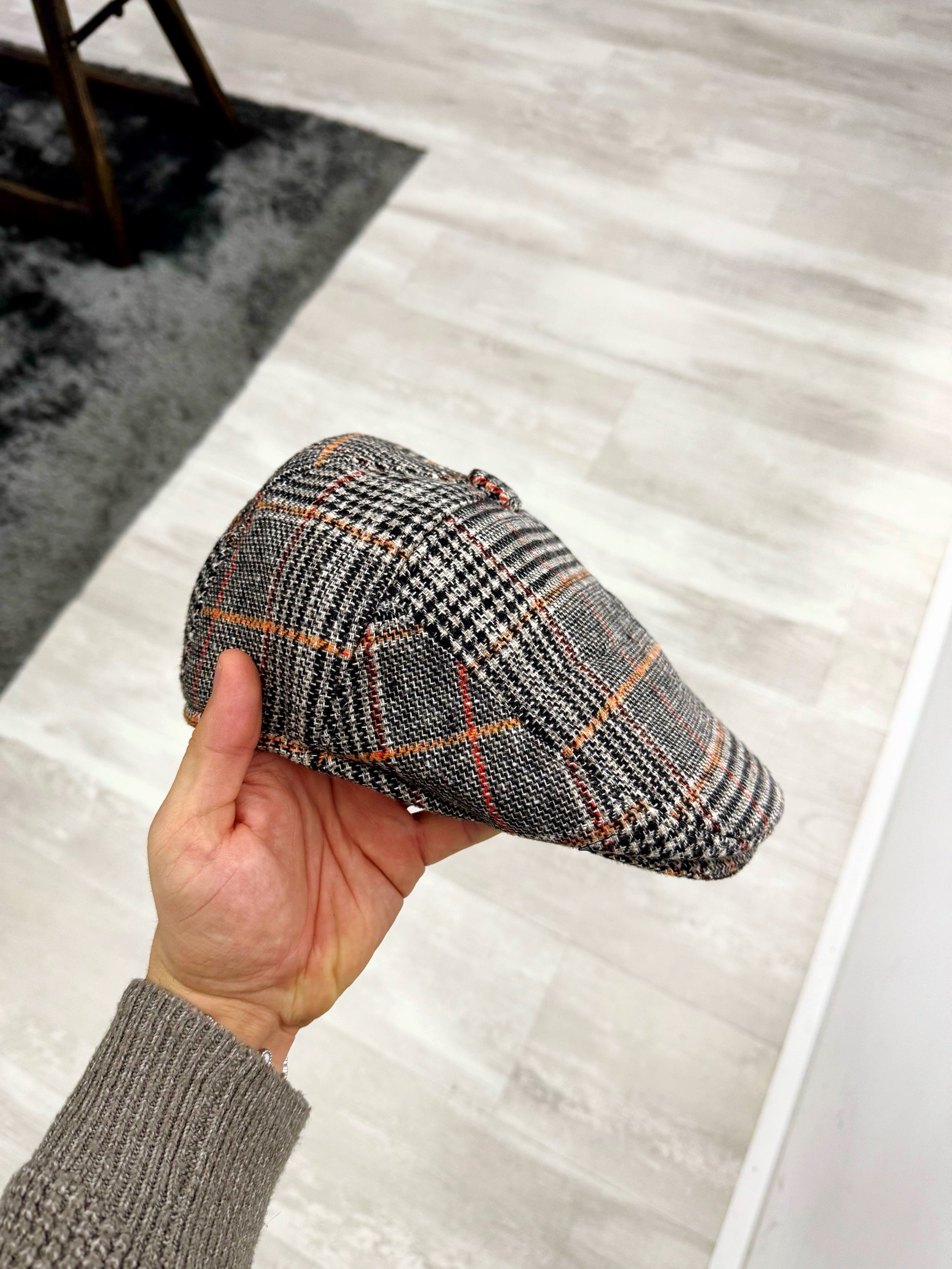 Boina cardada com dupla pala | 4 Cores