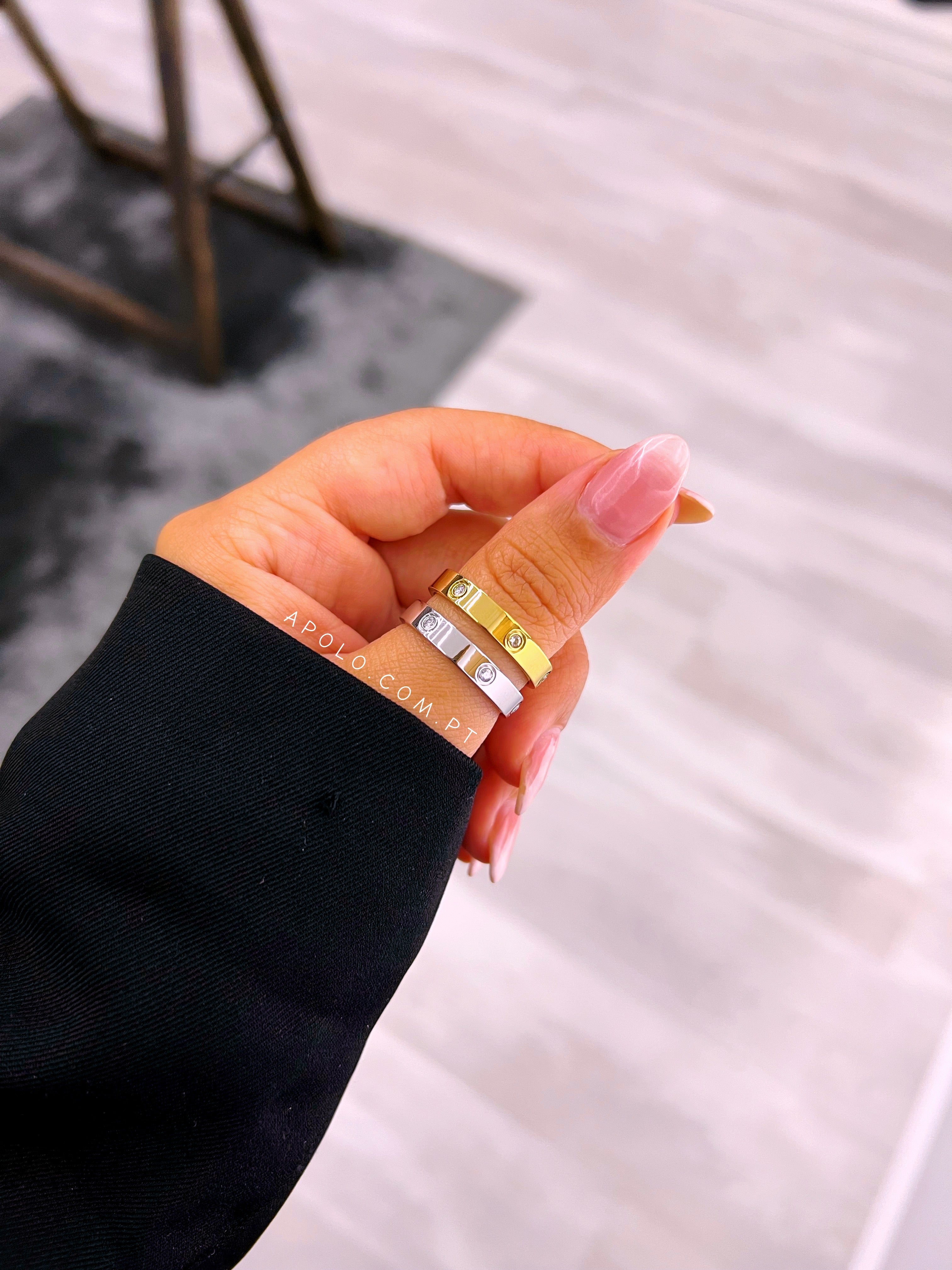 Anel em aço com brilhantes | 2 cores