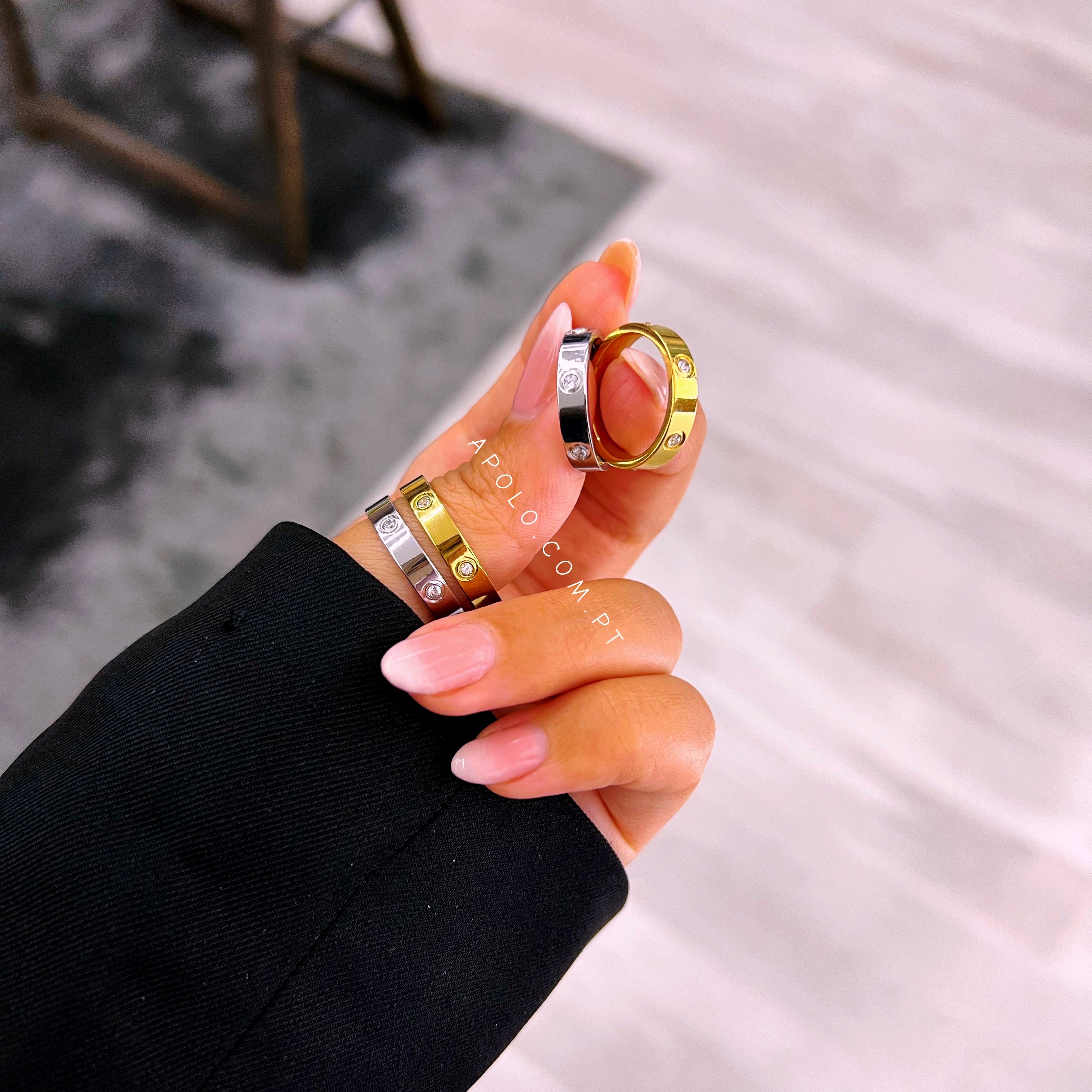 Anel em aço com brilhantes | 2 cores