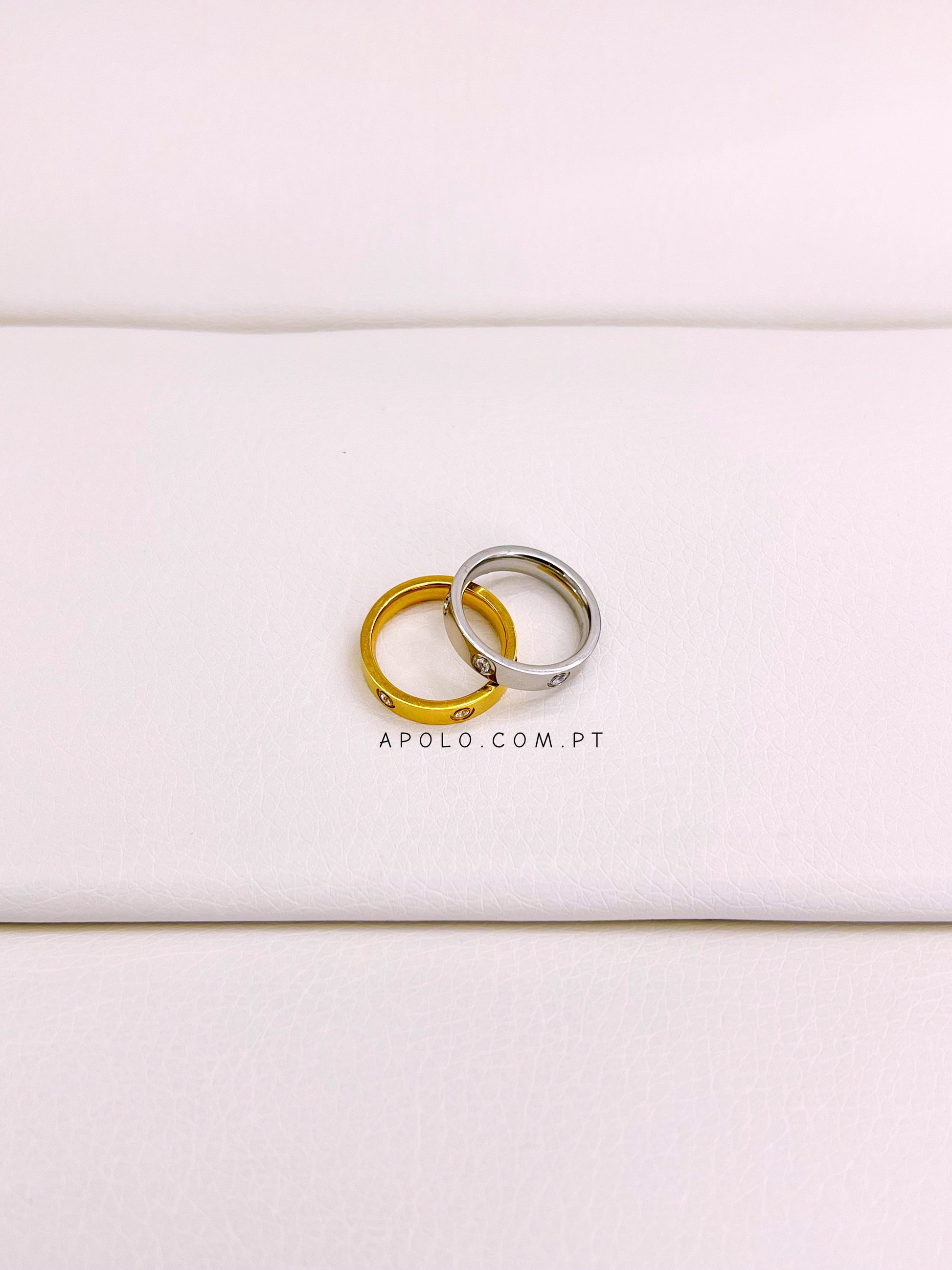 Anel em aço com brilhantes | 2 cores