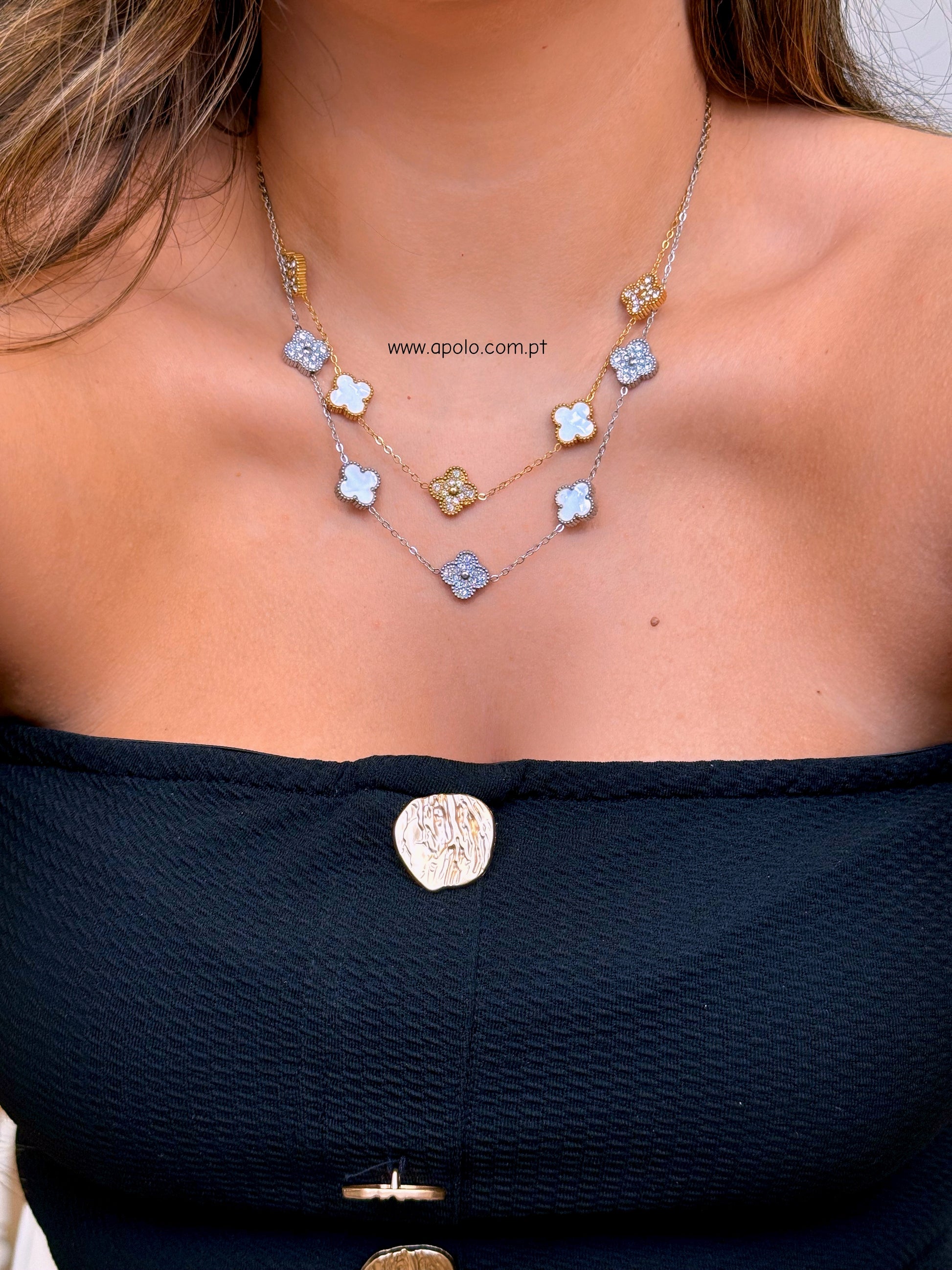 Colar 5 trevos reversíveis com brilhantes e madre pérola | 2 Cores