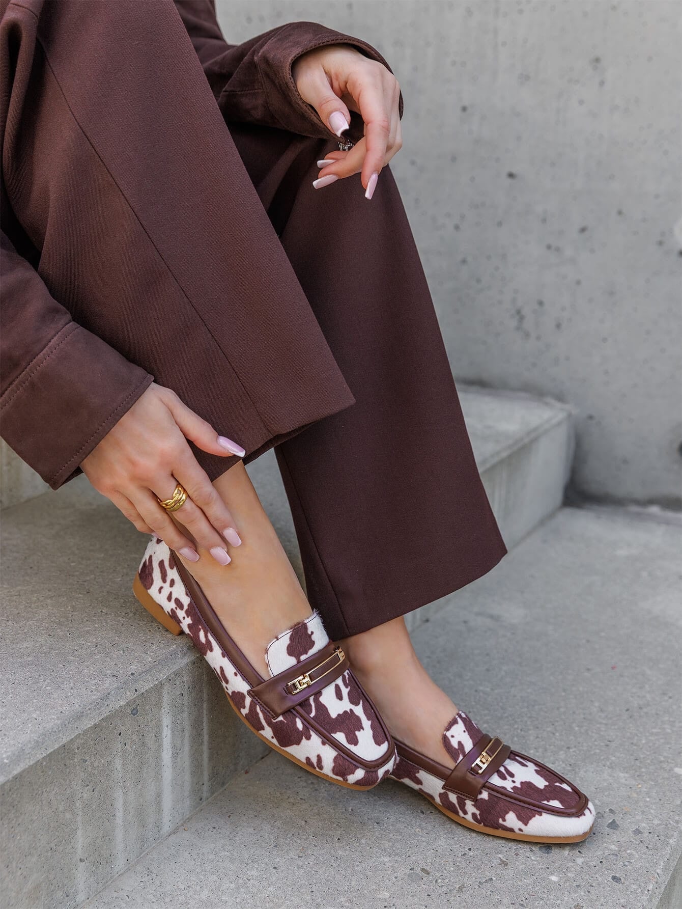 Sapato com estampado animal | castanho e branco