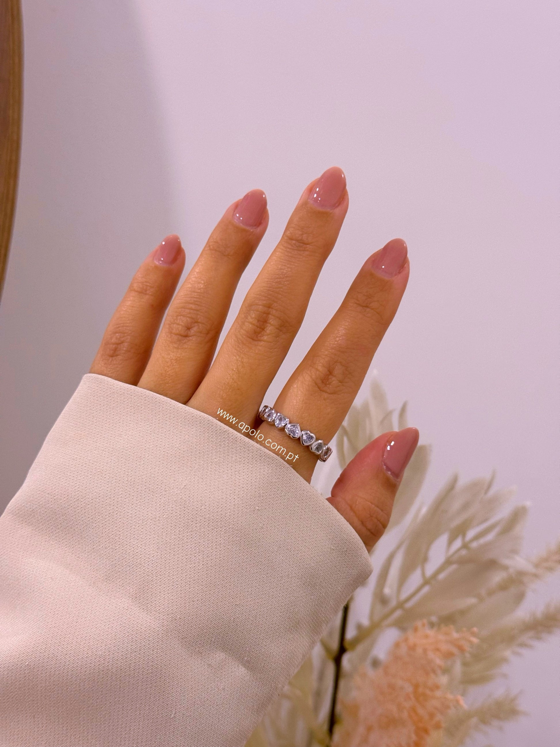 Anel delicado • corações com brilhantes | Linha Premium
