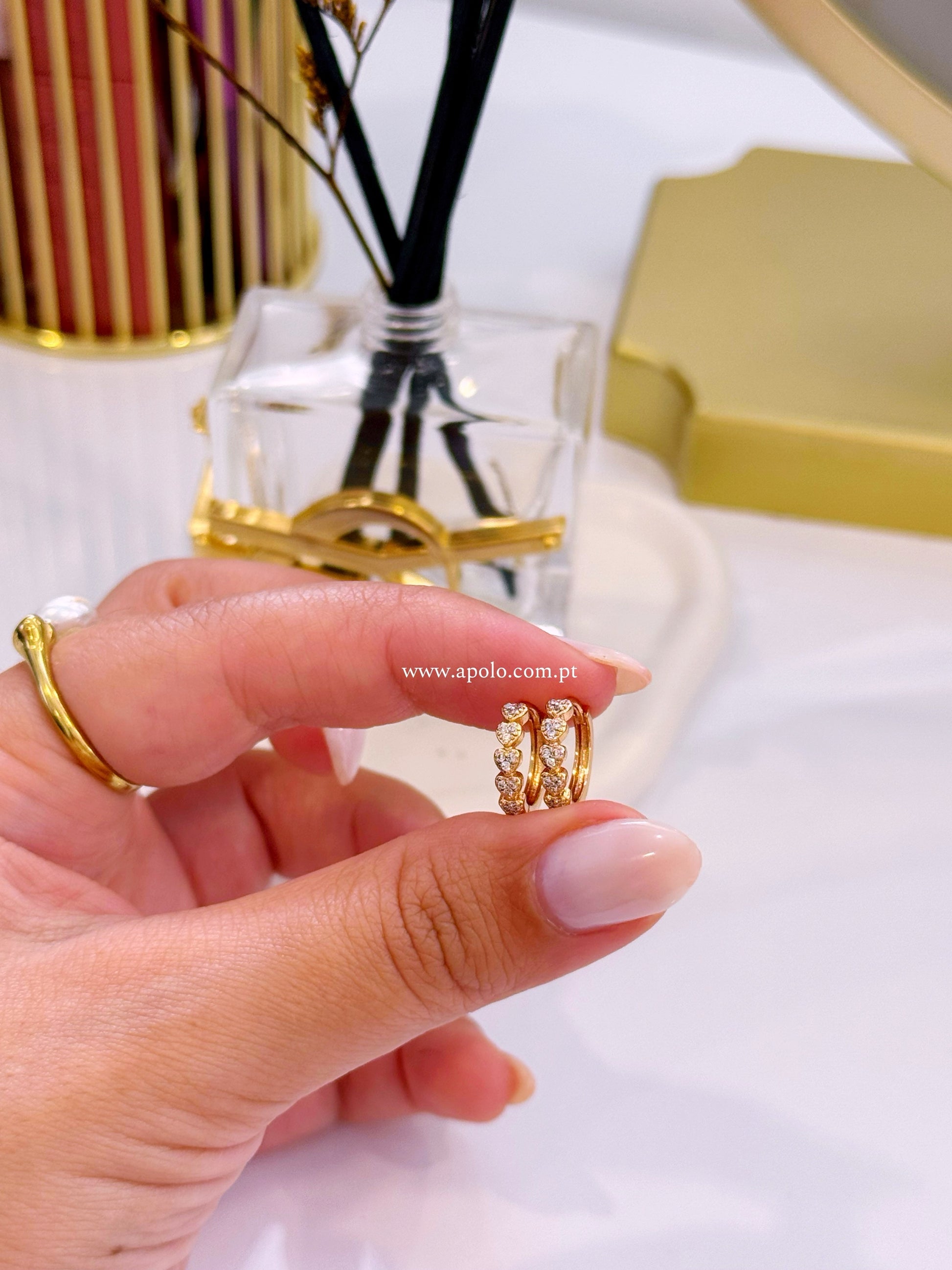 Argolinhas de mini corações preenchidos com brilhantes | Rose Gold