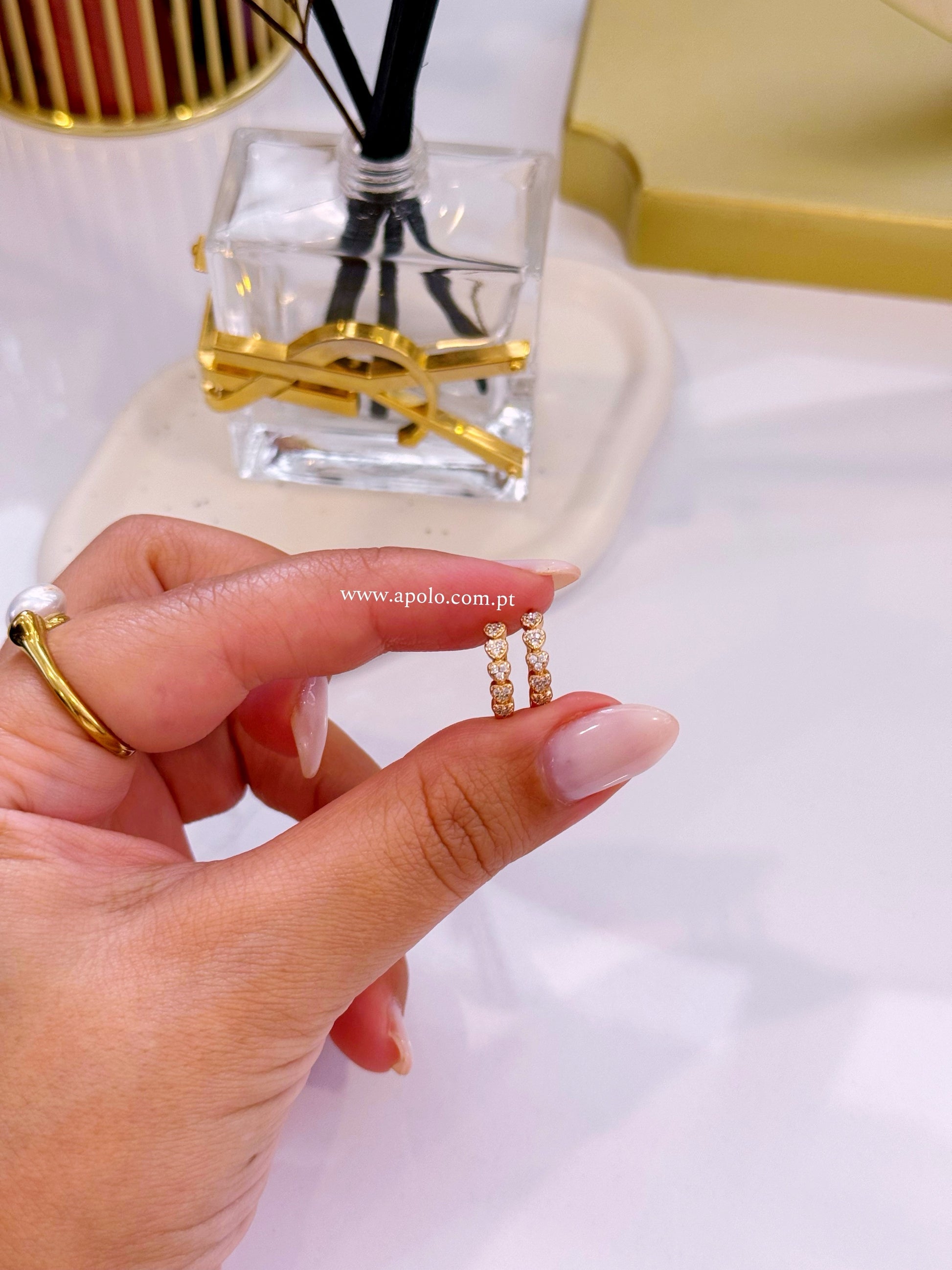 Argolinhas de mini corações preenchidos com brilhantes | Rose Gold