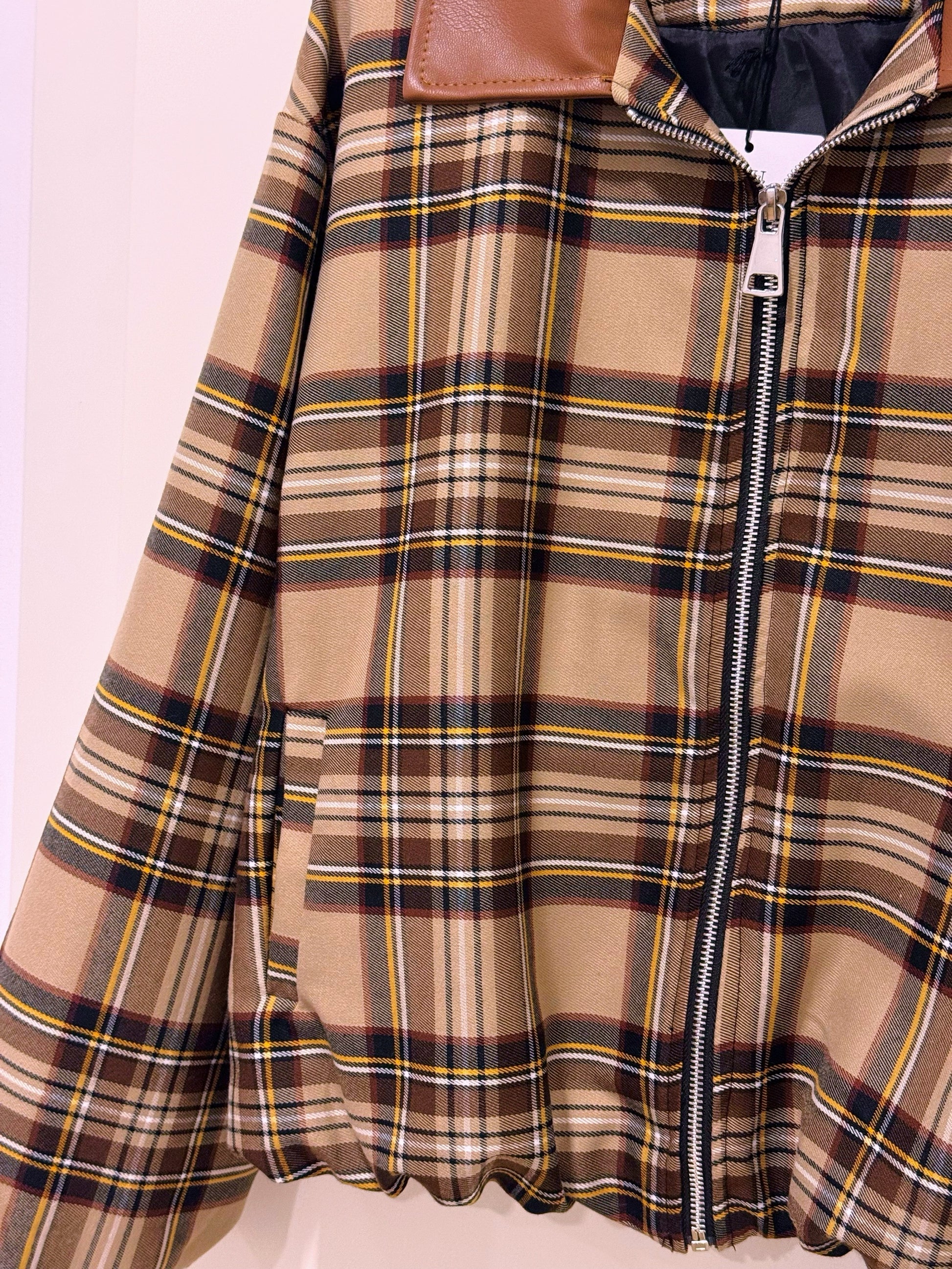 Casaco estilo bomber | Padrão xadrez castanho