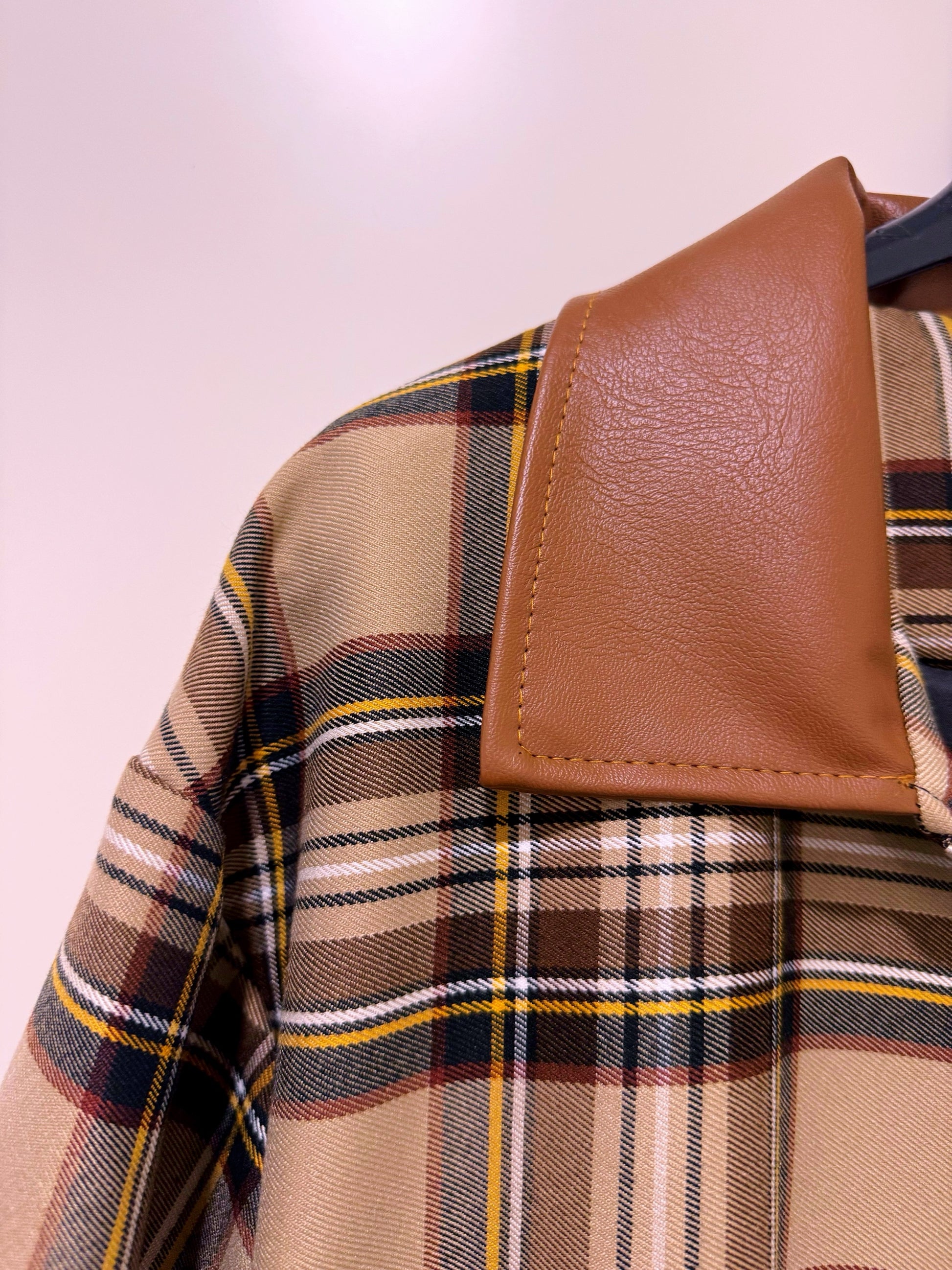 Casaco estilo bomber | Padrão xadrez castanho