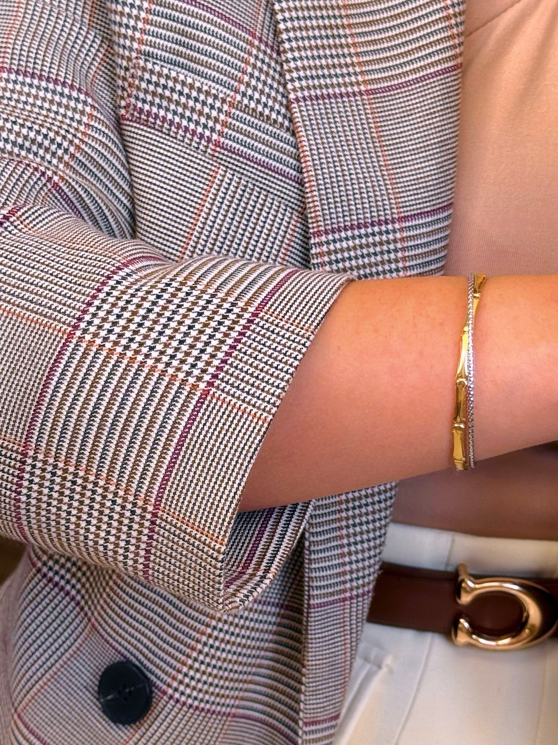 Pulseira Rígida efeito cruzado | Mix Dourado e Prateado