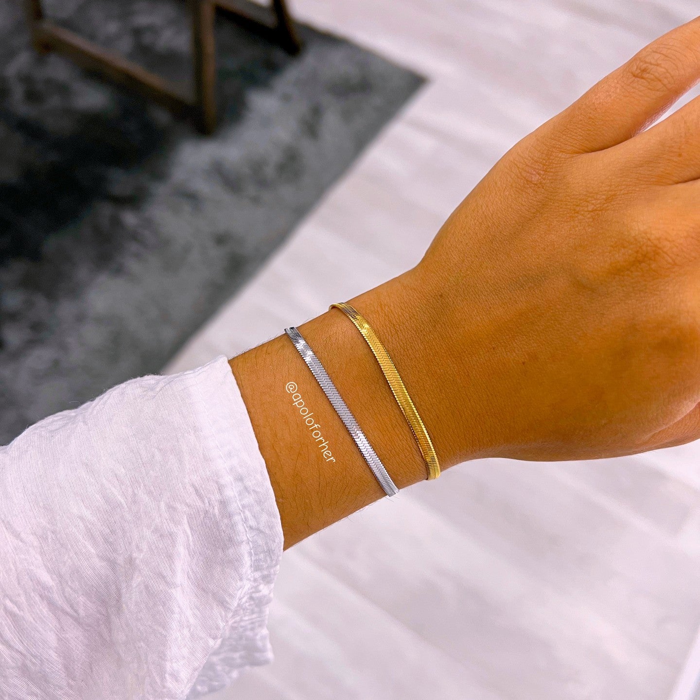 Pulseira malha achatada fina | 2 cores