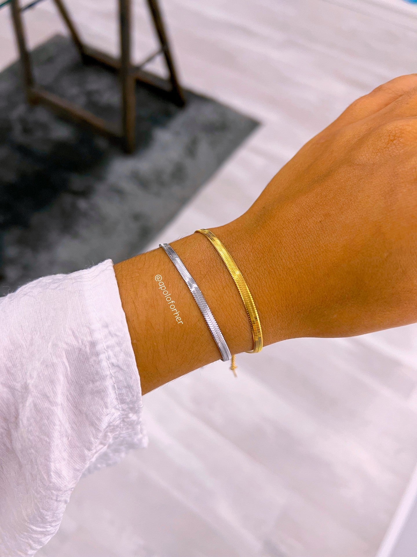 Pulseira malha achatada fina | 2 cores