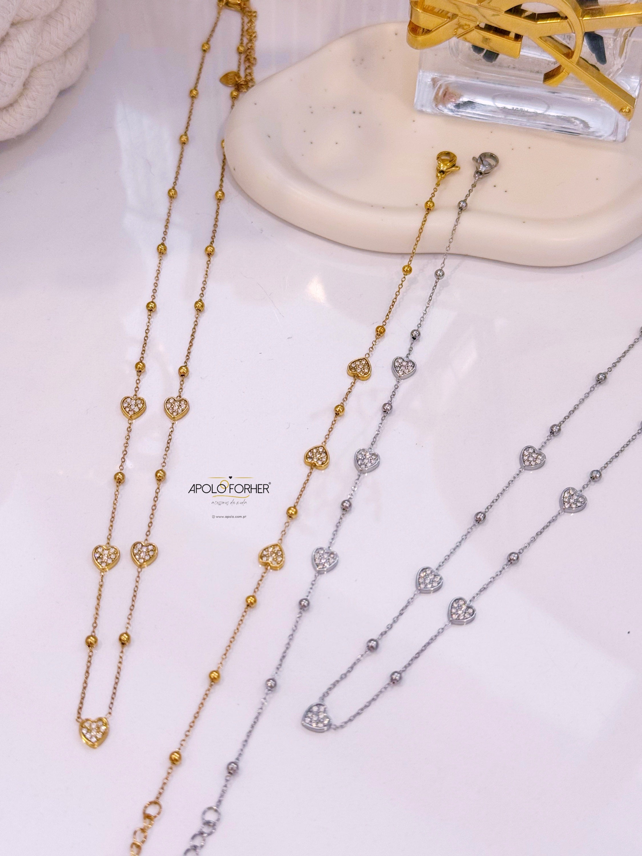 Pulseira malha fina com bolinhas e corações preenchidos com brilhantes  | 2 Cores