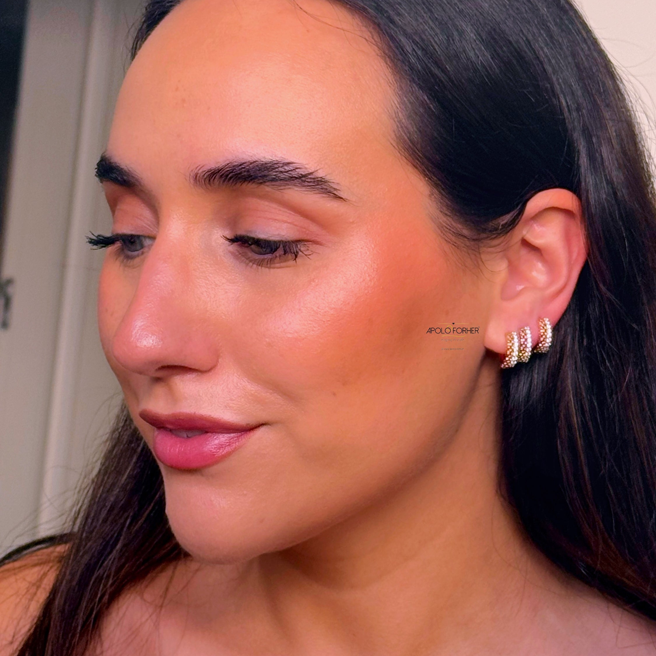 Argolinhas com efeito corrente e fila de brilhantes | Rose Gold