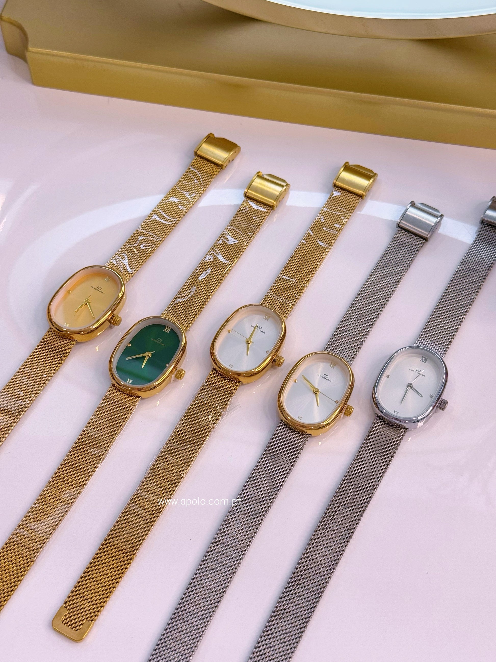 Relógio analógico com mostrador oval | 5 Cores