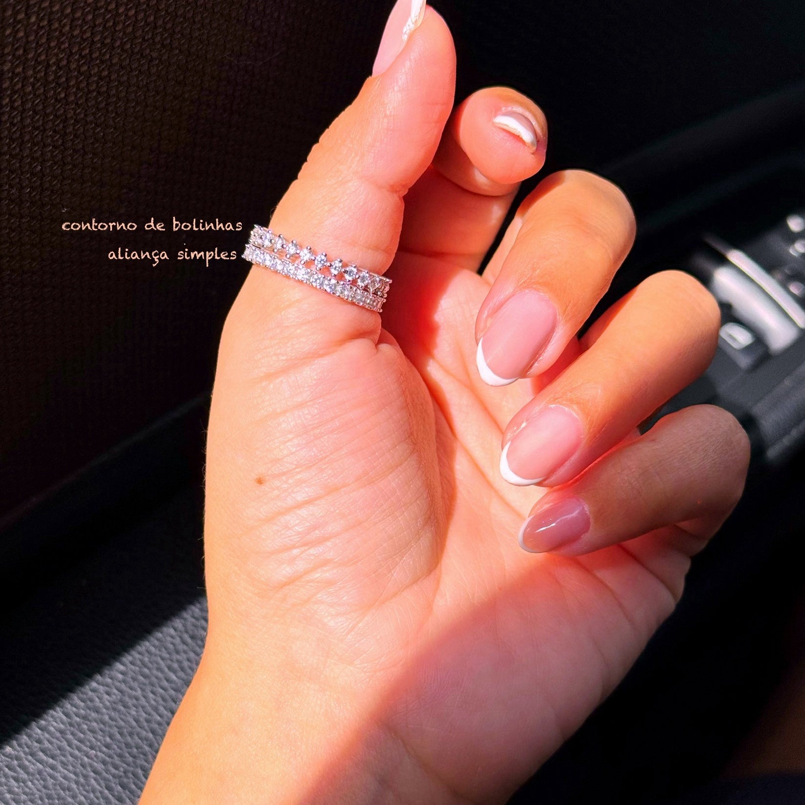 Anel delicado • aliança simples com zircónias | Linha premium