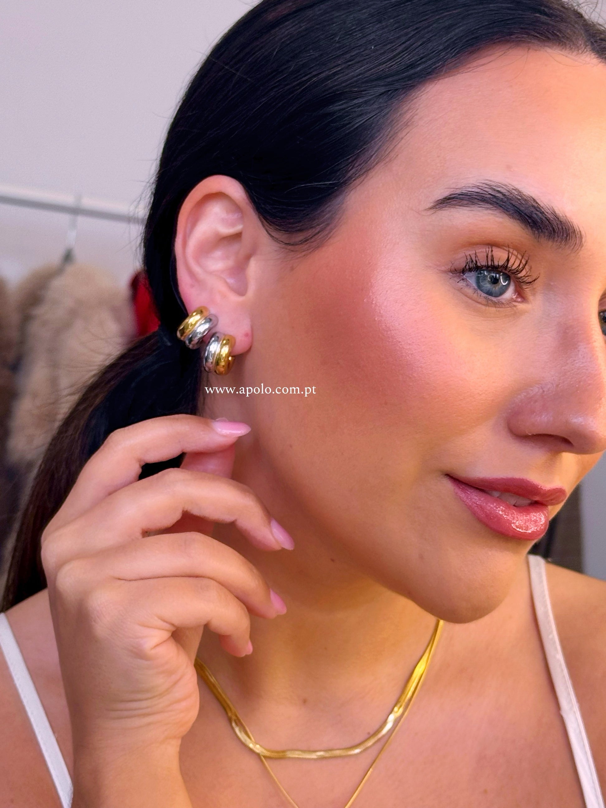 Argolinhas lisas efeito duplo | Mix • Prateado e Dourado