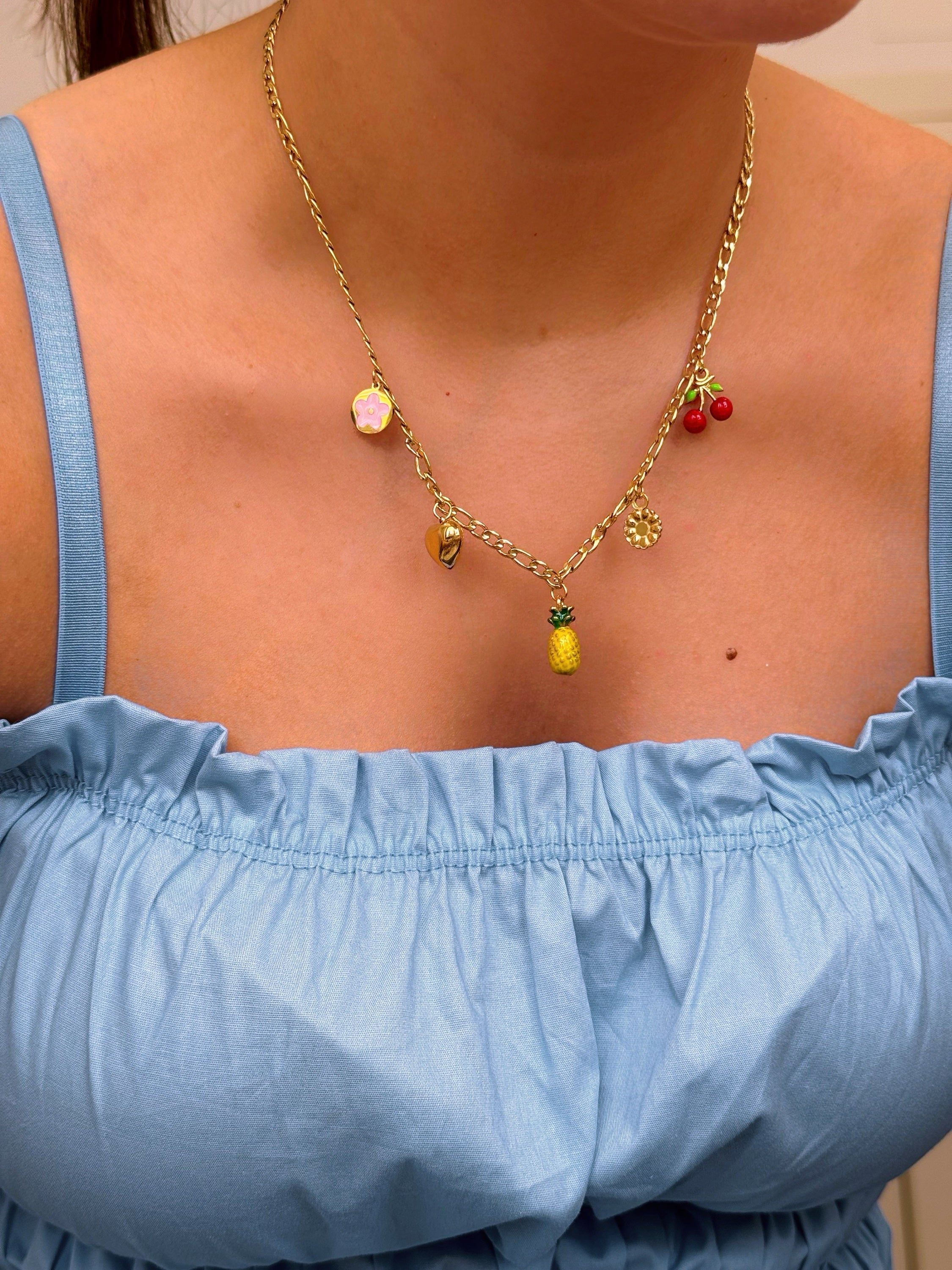 Colar com pendentes • ananás e cerejas | Dourado
