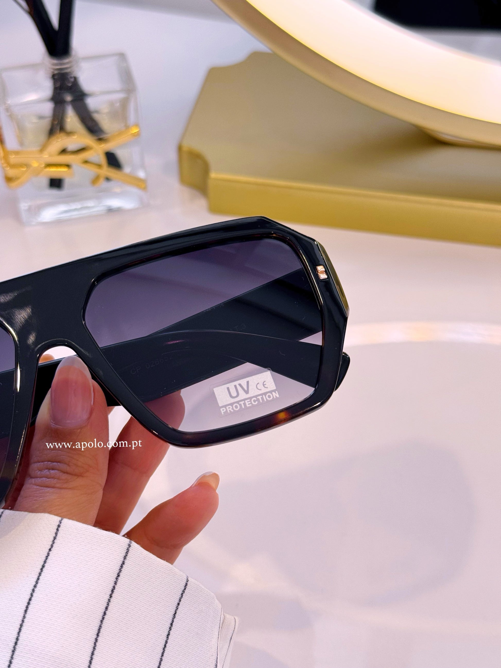 Óculos com armação em massa | Armação degradê preta e padrão