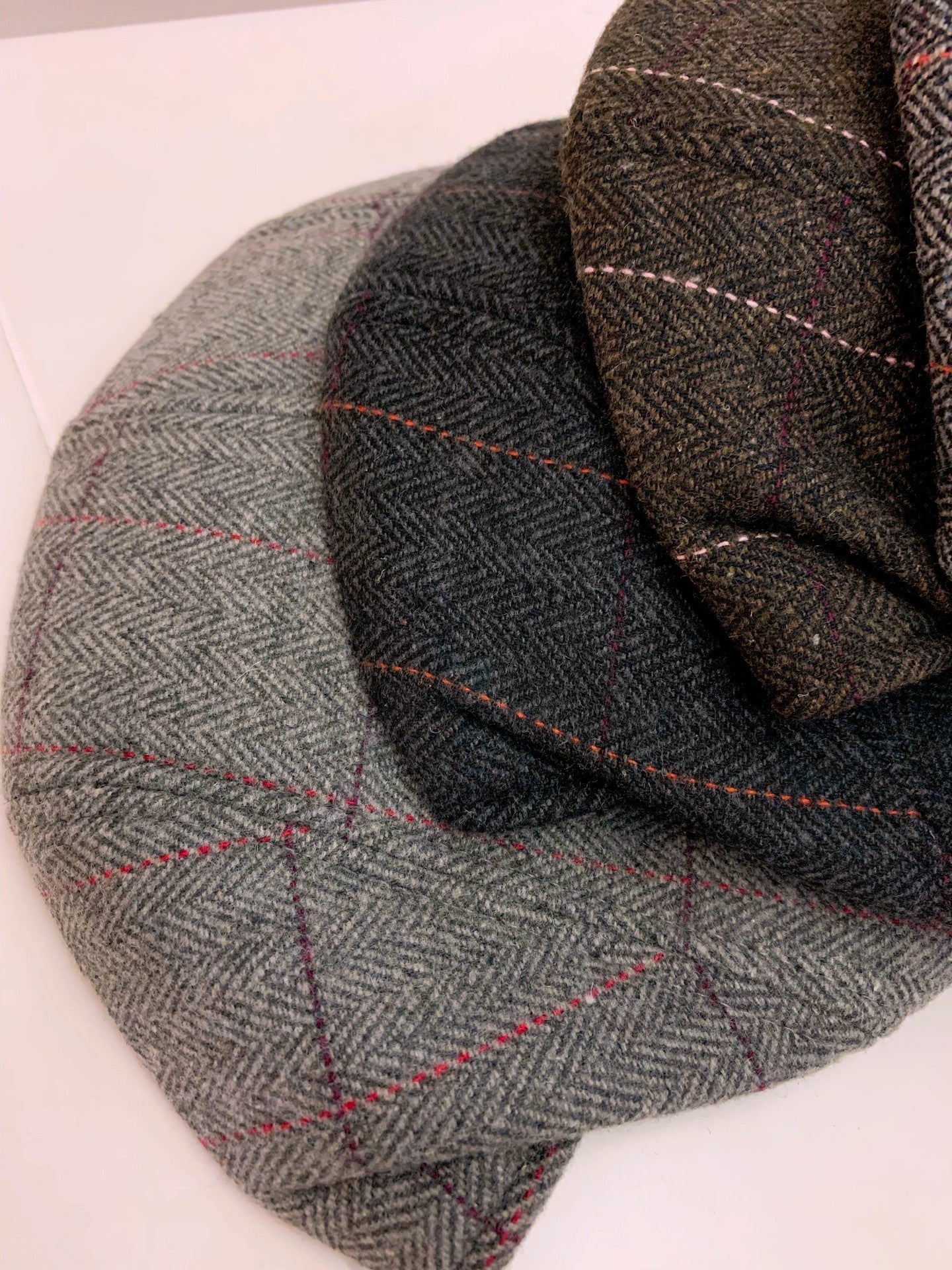 Boina simples com efeitos de riscas