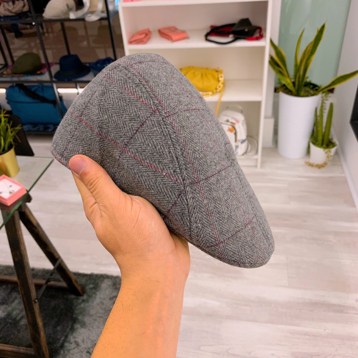 Boina simples com efeitos de riscas