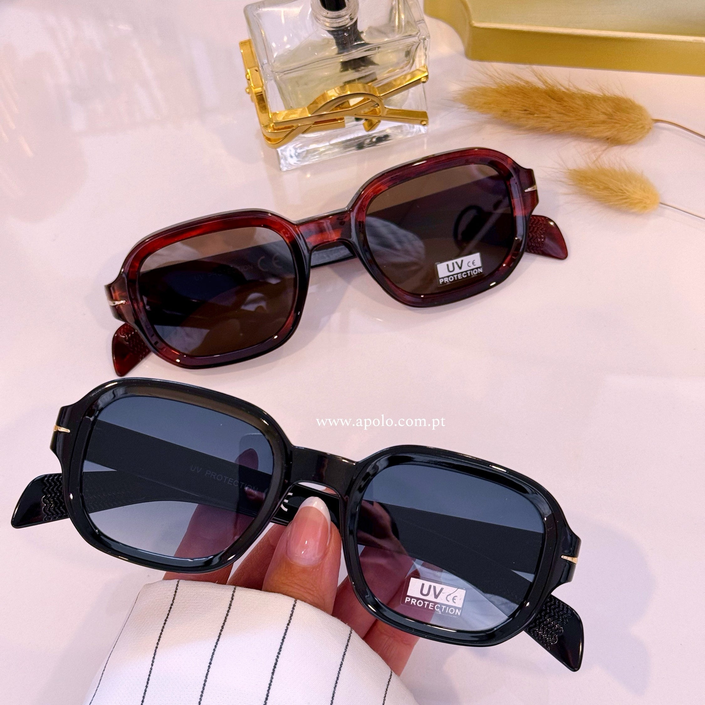 Óculos de sol armação de massa com pormenor metálico | 2 Cores