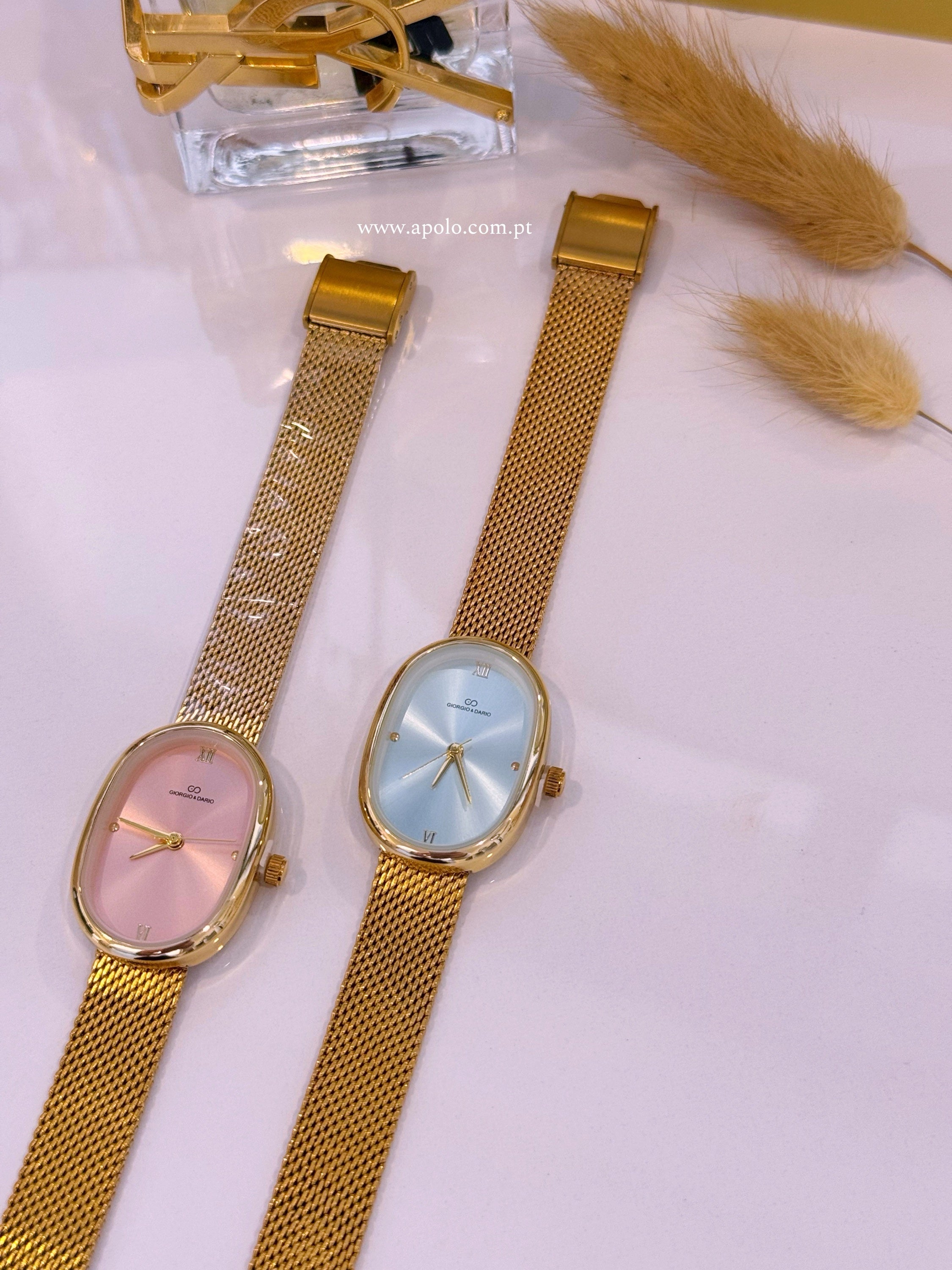 Relógio analógico com mostrador oval | 2 Cores • Tons pastel