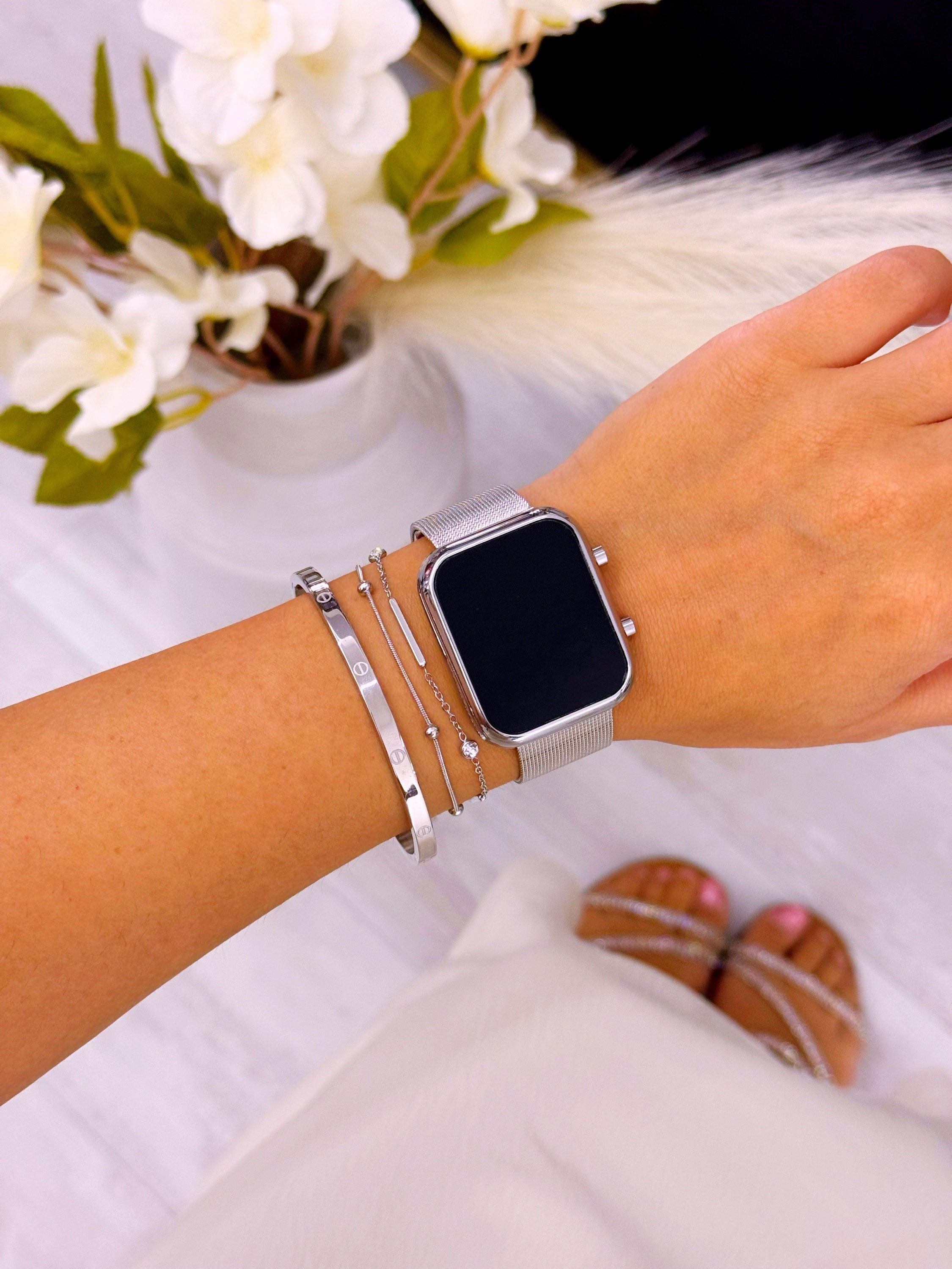 Relógio digital mostrador retangular | Prateado