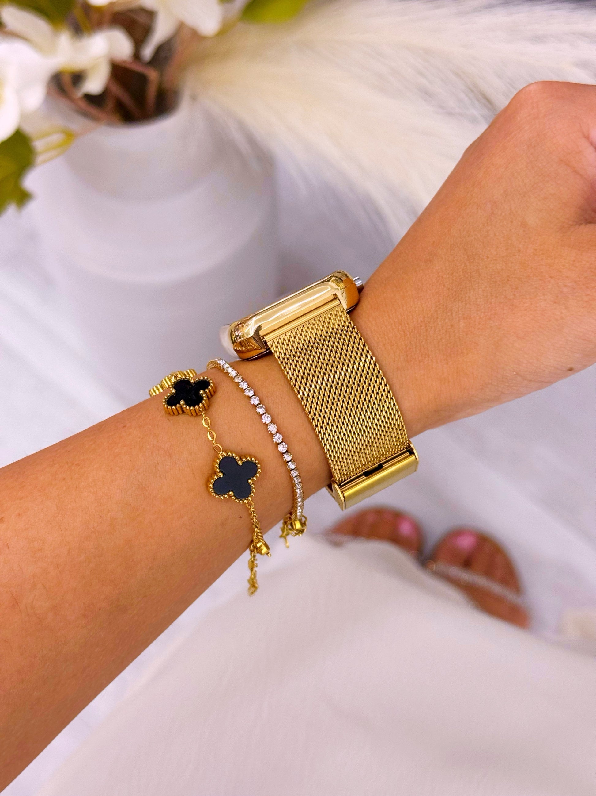 Relógio digital mostrador retangular | Dourado