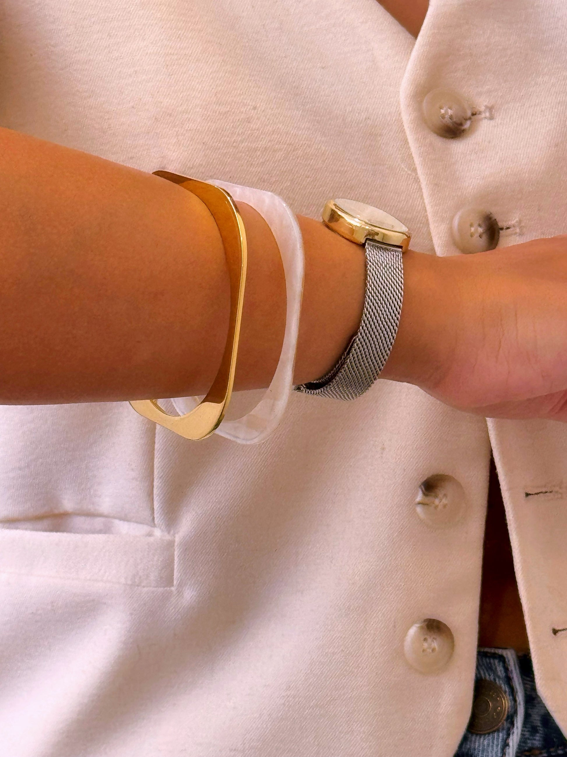 Set de 2 pulseiras rígidas em acrílico e aço inoxidável | Madrepérola • Dourado