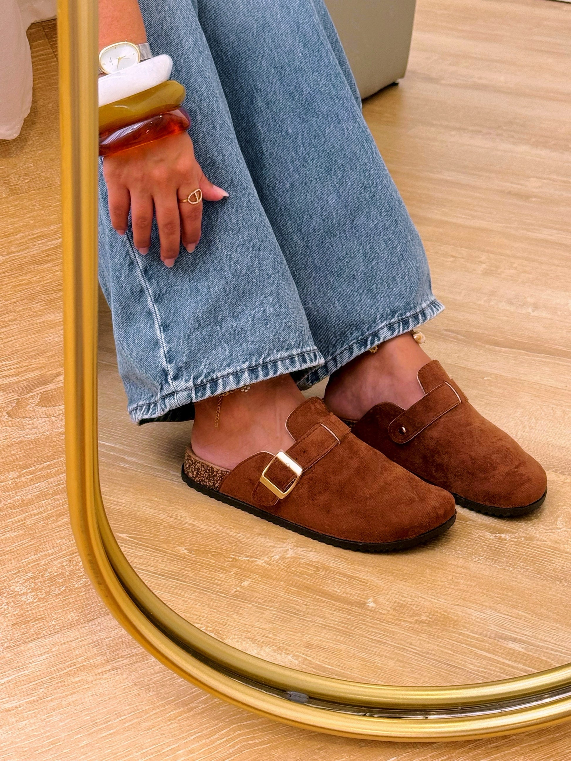 Mules em camurça e sola em cortiça | Castanho