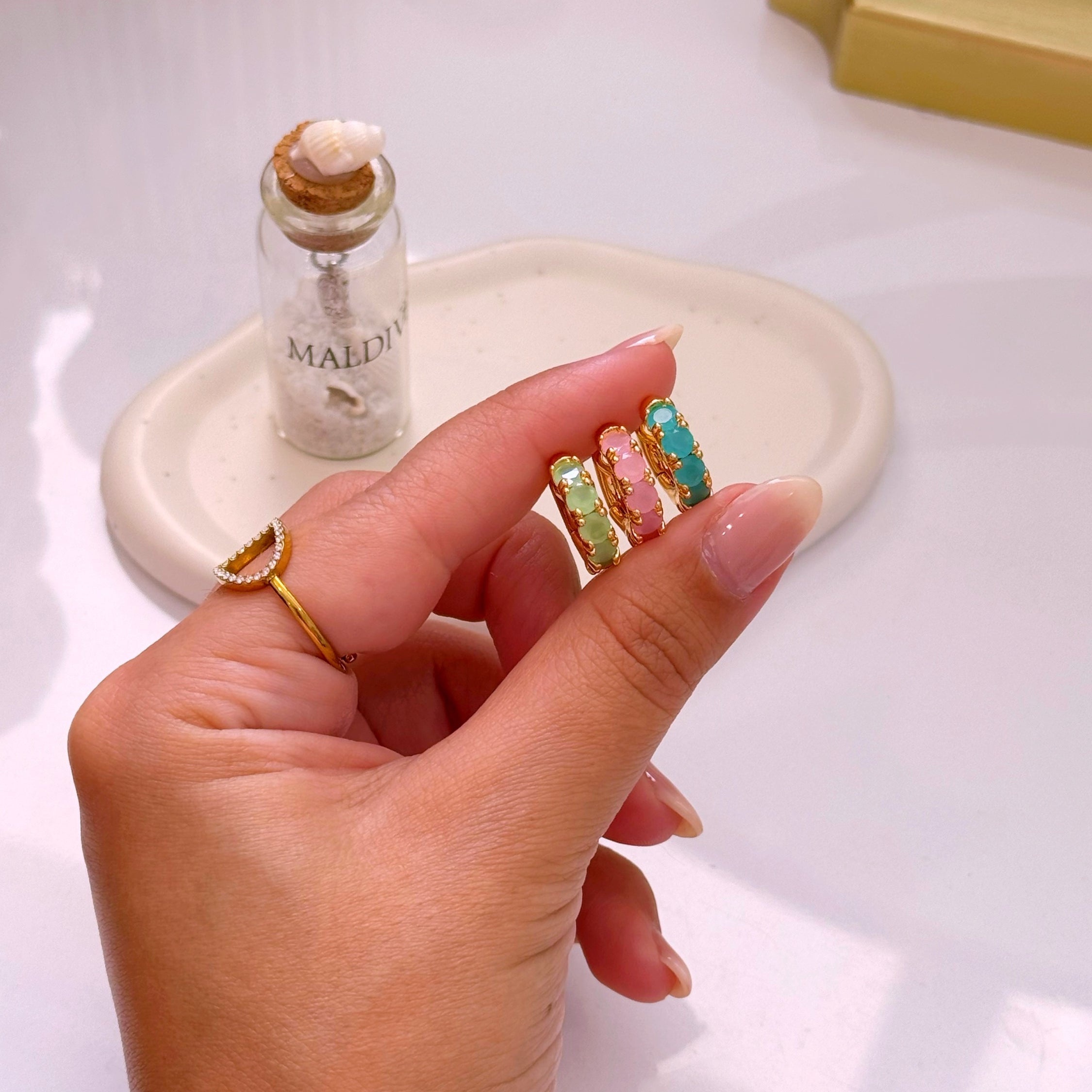 Argolinhas com pedrinhas coloridas | 3 Cores