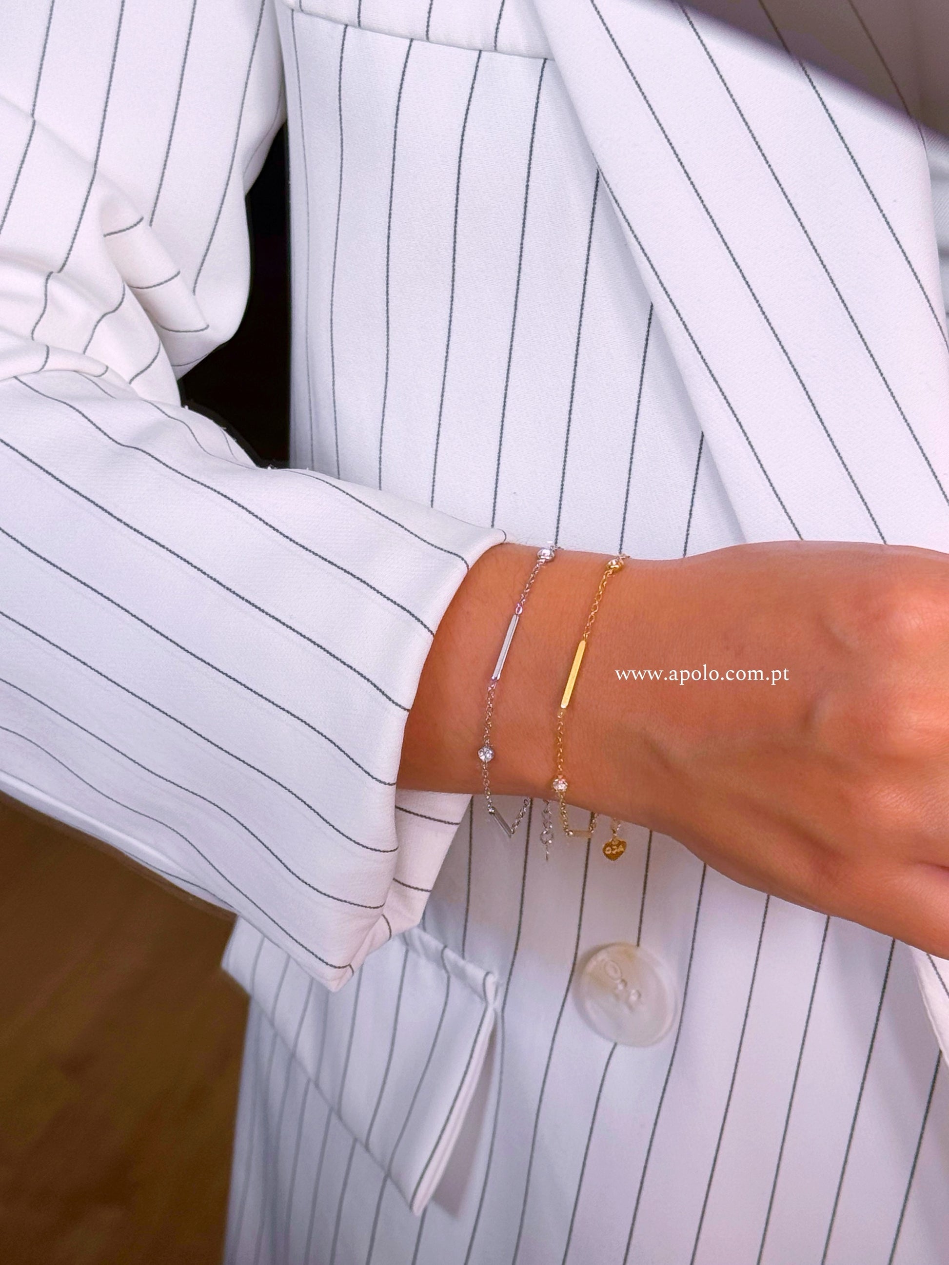 Pulseira malha fininha com barrinhas e brilhantes | 2 Cores