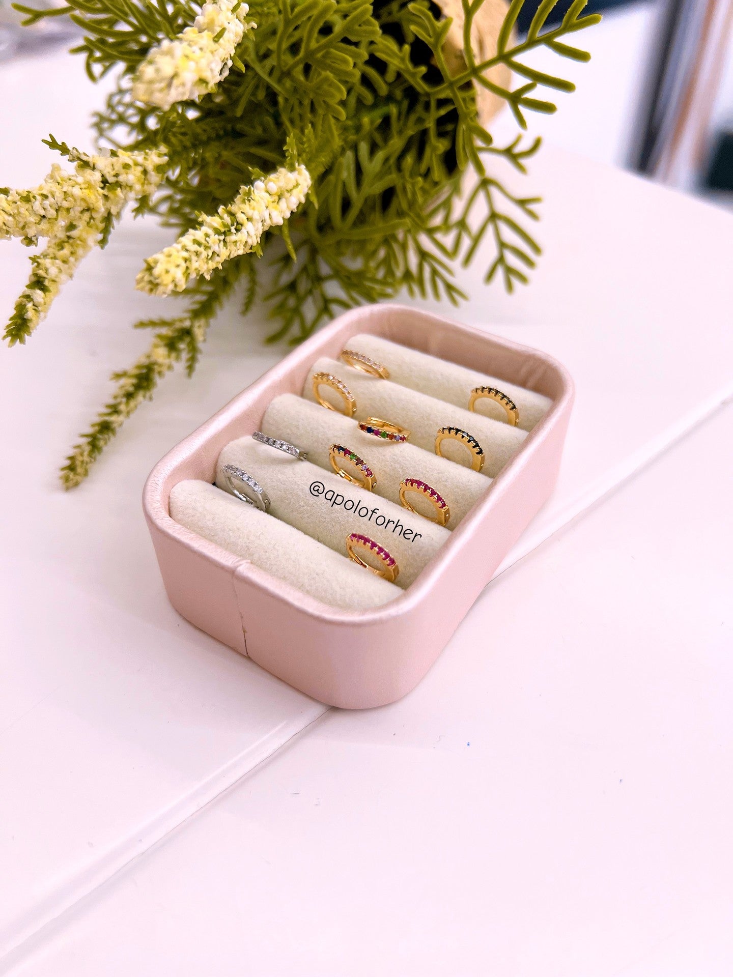 Mini argolinhas 1cm com zircónias | 5 cores