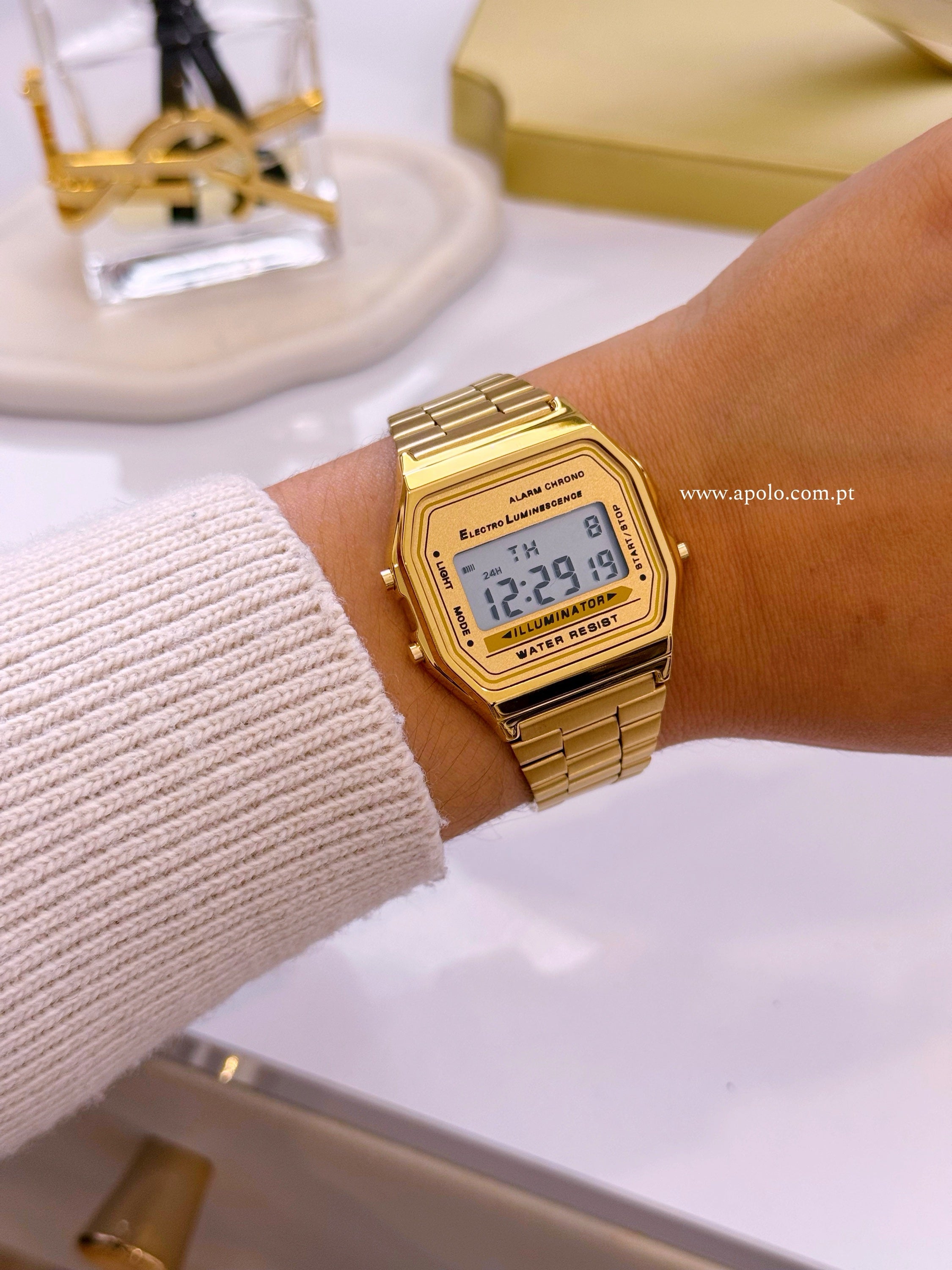 Relógio digital | Dourado