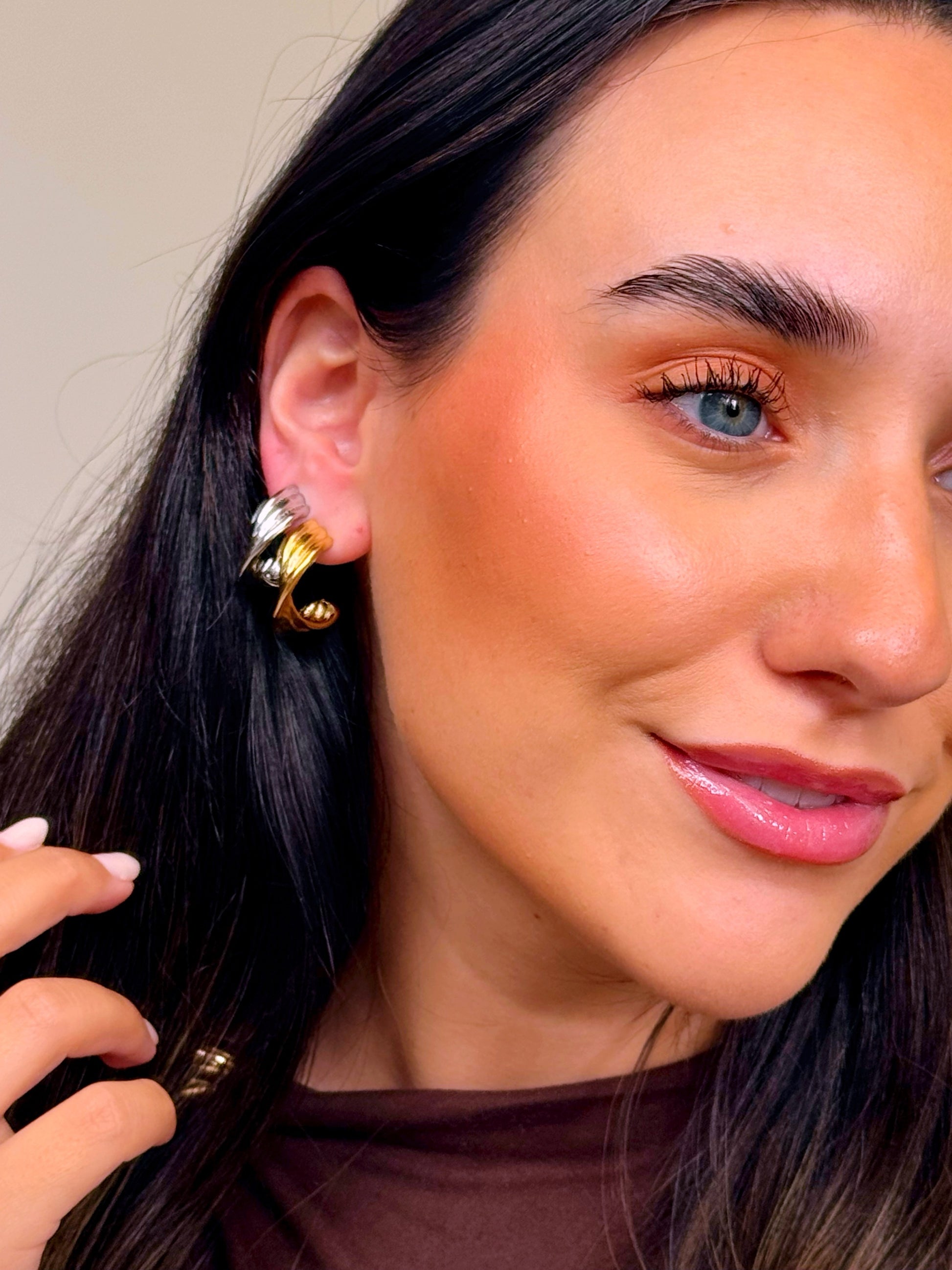 Argolas médias efeito torcido | 2 Cores