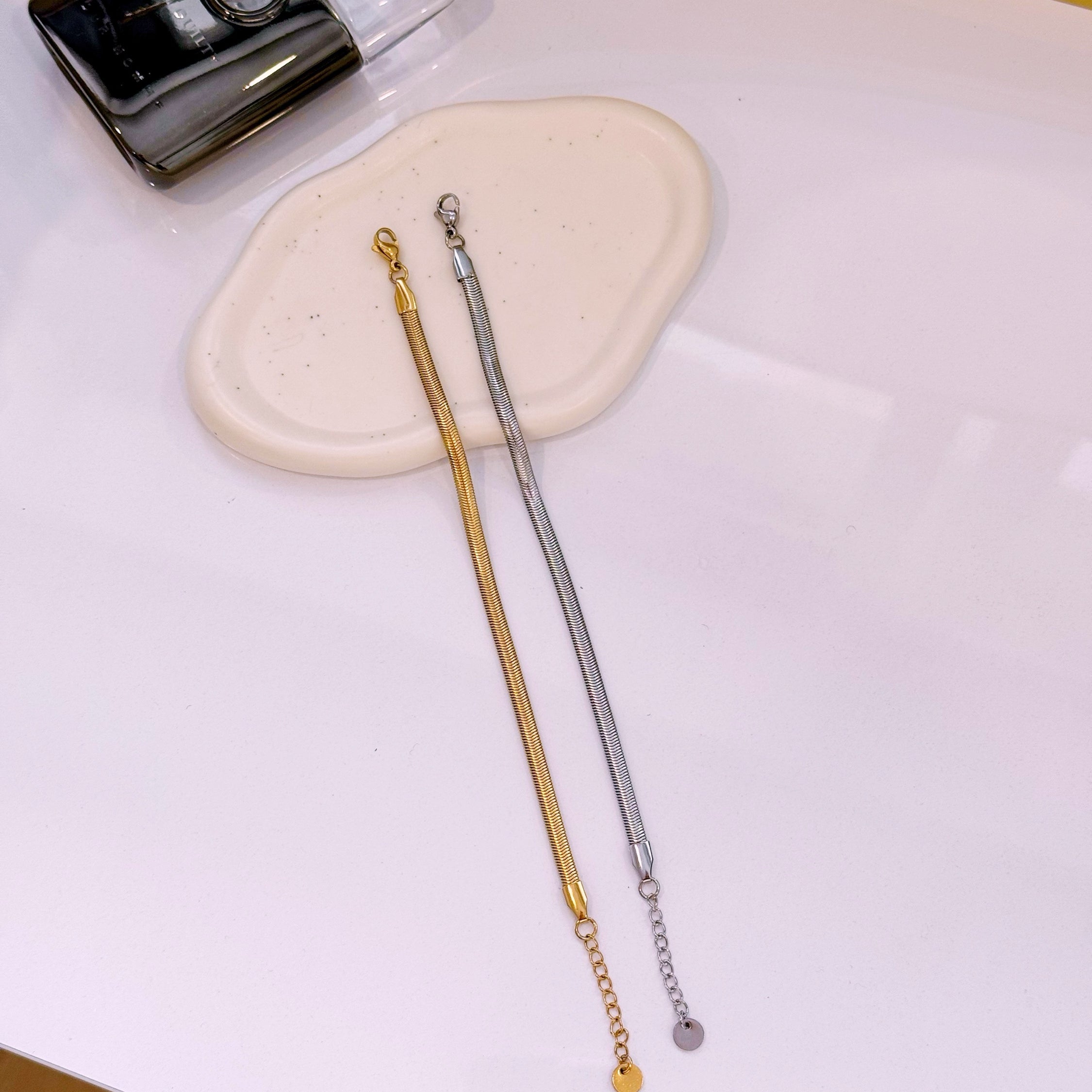 Pulseira malha achatada | 2 Cores