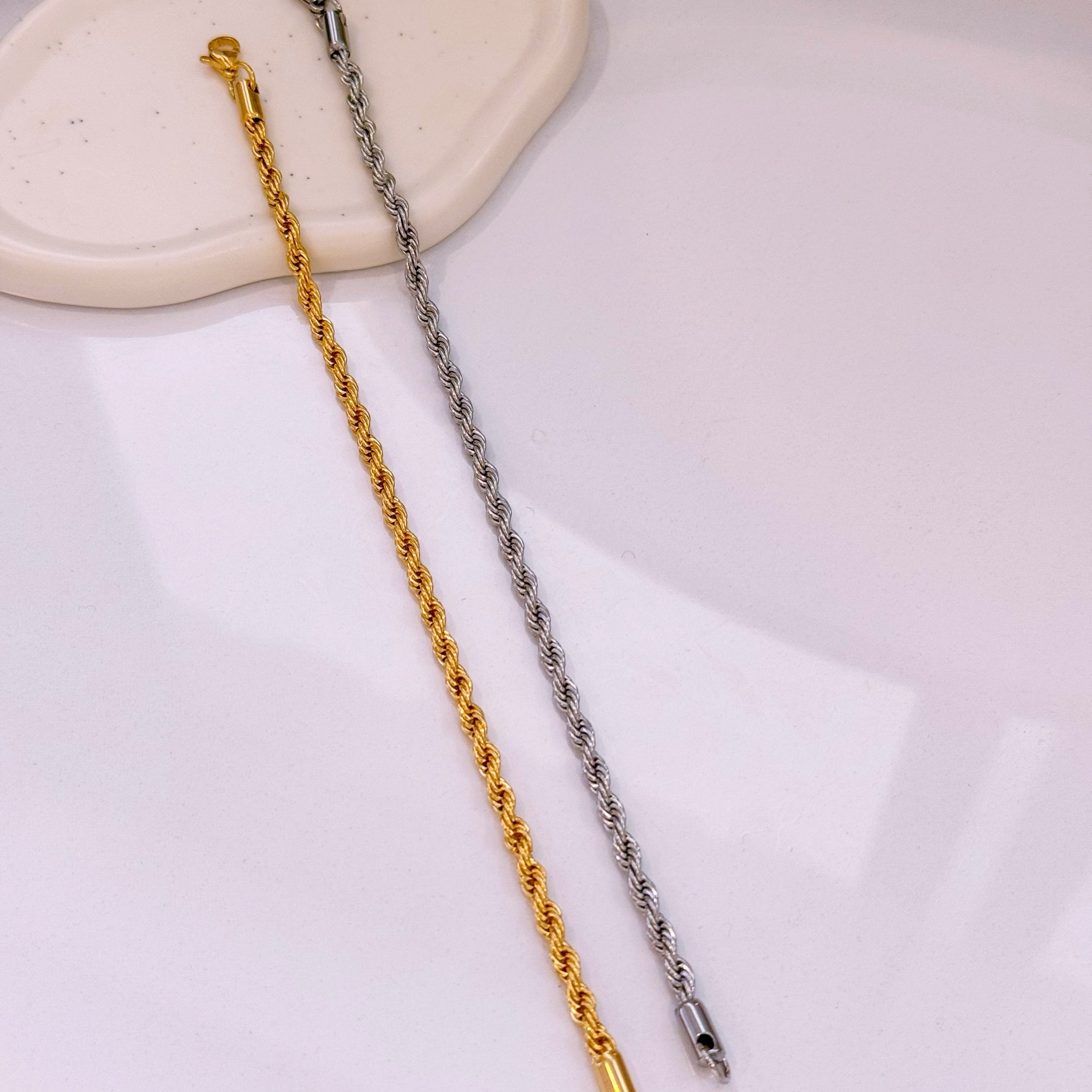 Pulseira malha torcida | 2 Cores