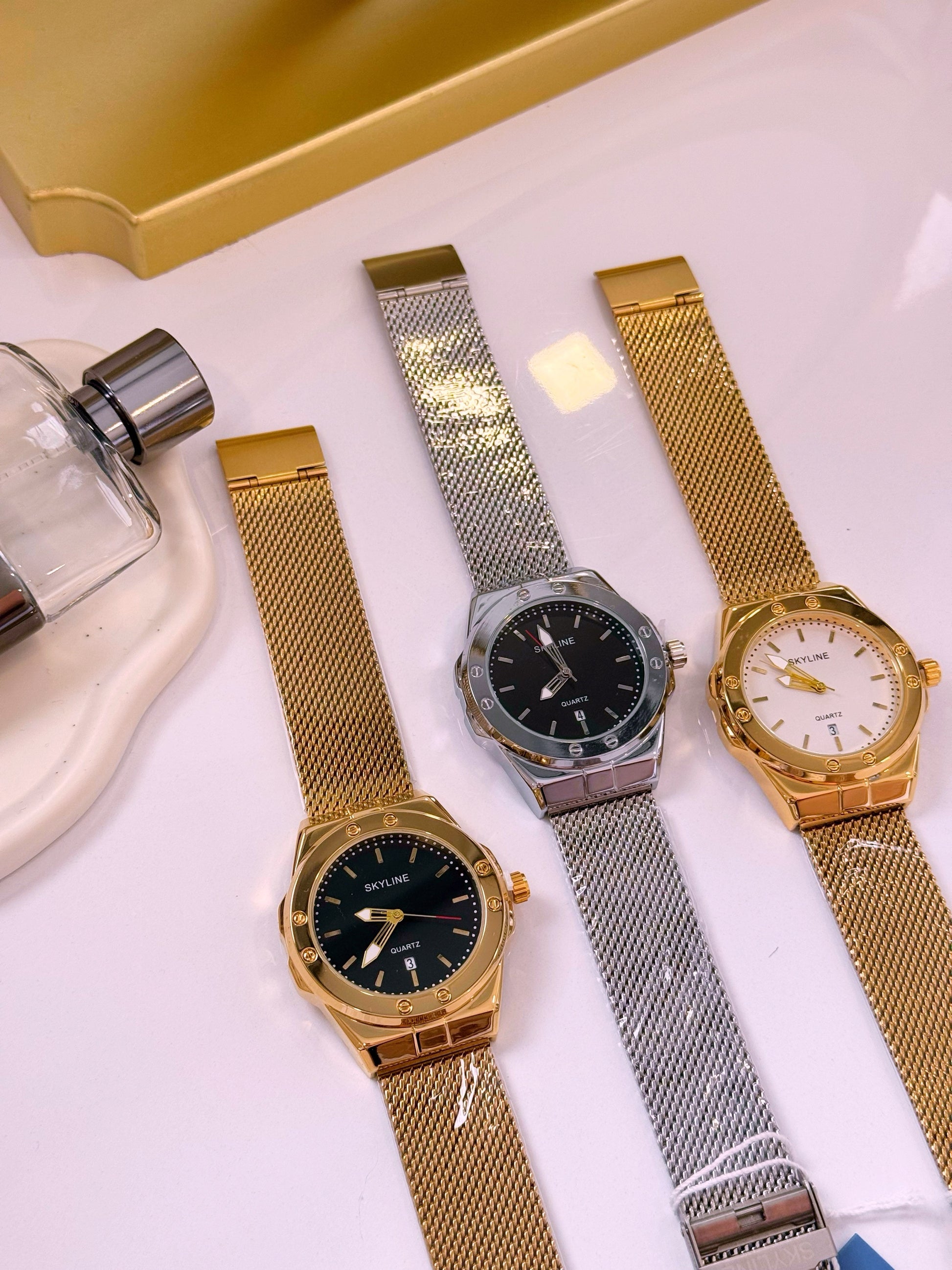 Relógio Analógico com efeito pormenores no mostrador | 3 Cores