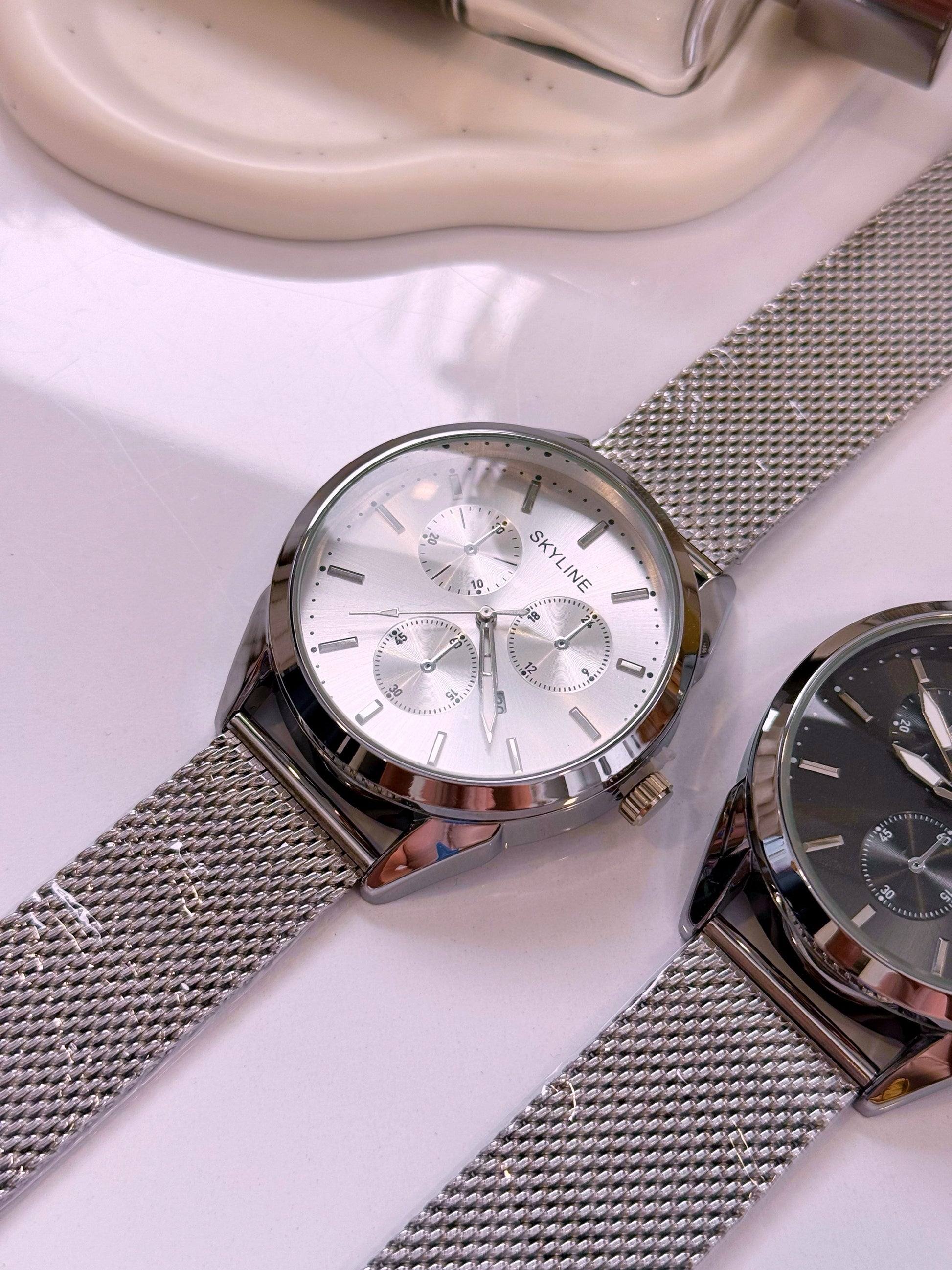 Relógio Analógico Robusto Skyline | 3 Cores