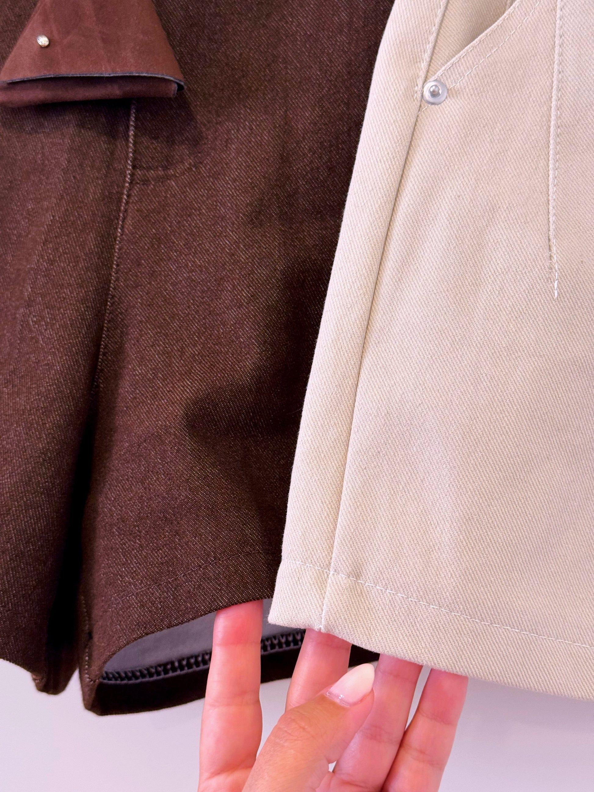 Calção castanho com cinto de camurça incluído | 3 Tamanhos