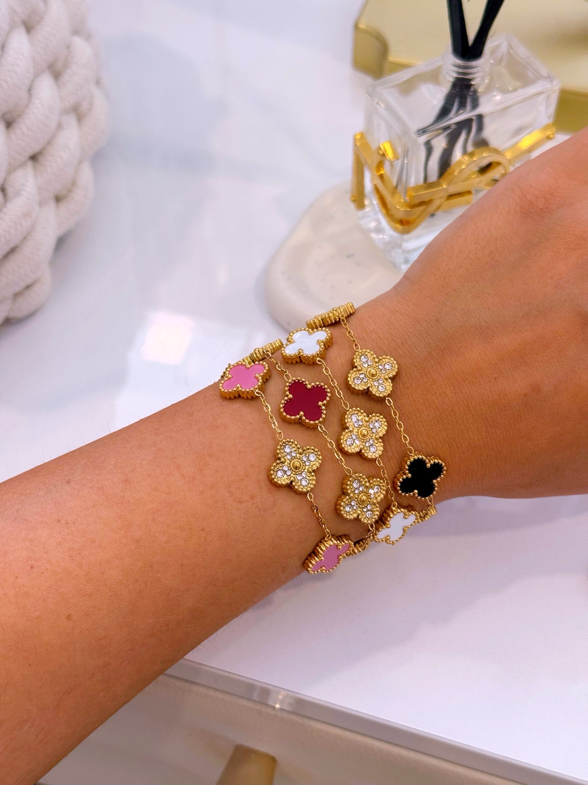 Pulseira 5 trevos esmalte e brilhantes | 4 Cores