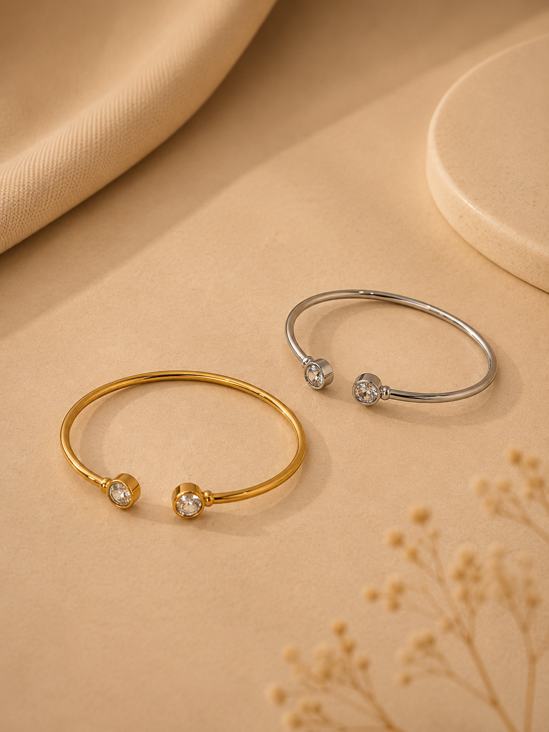 Pulseira rígida com 2 brilhantes | 2 Cores